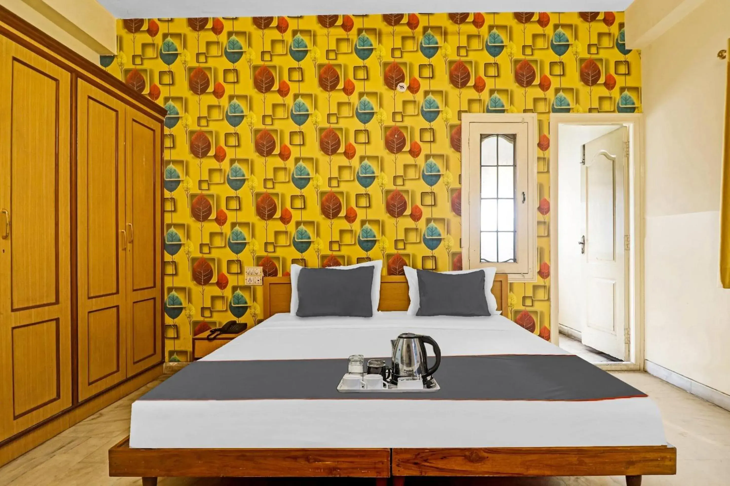 Bedroom, Bed in Capital O Samrat Palace Near Nampally Station Bedroom, Bed in Capital O Samrat Palace Near Nampally Station