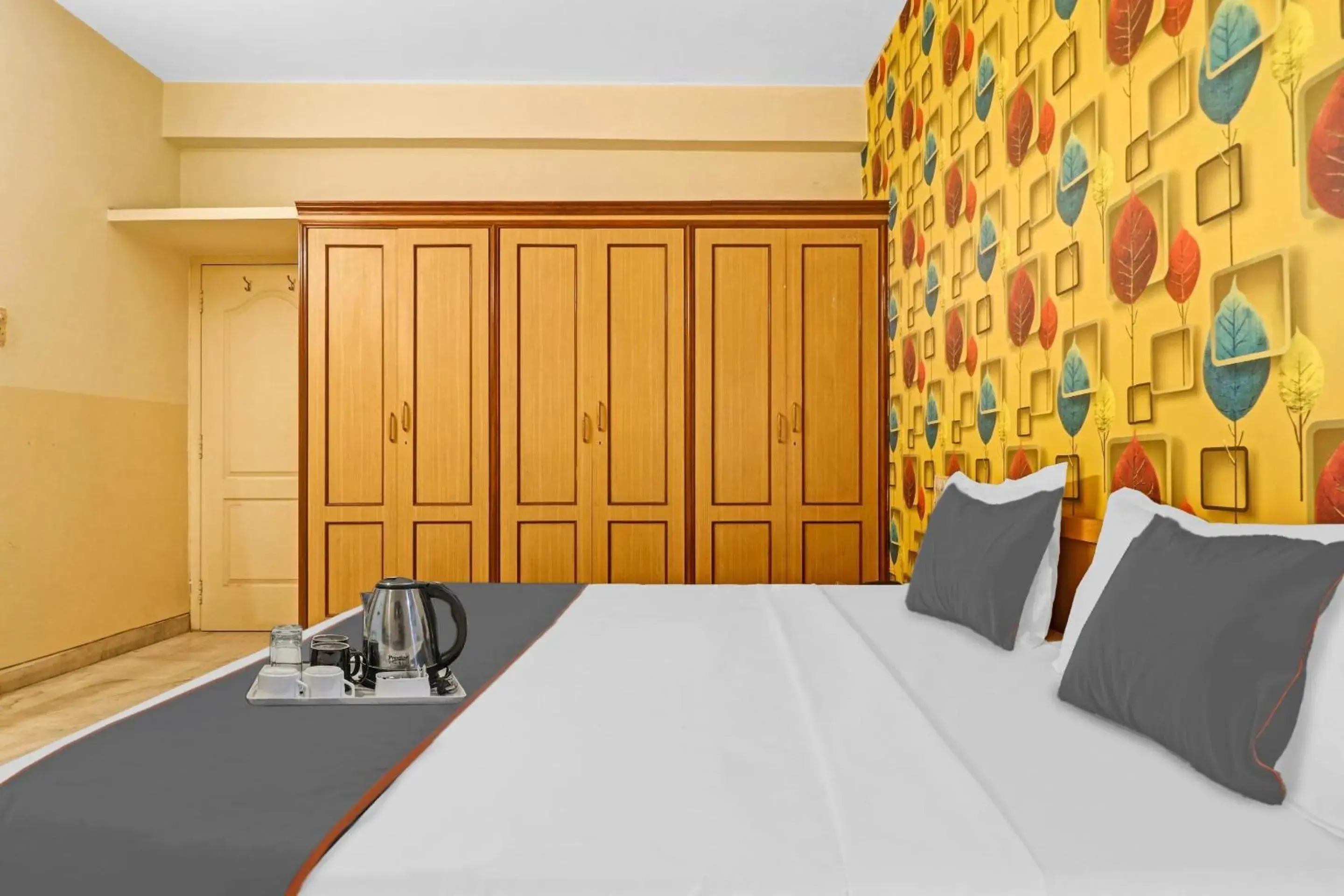 Bedroom, Bed in Capital O Samrat Palace Near Nampally Station Bedroom, Bed in Capital O Samrat Palace Near Nampally Station