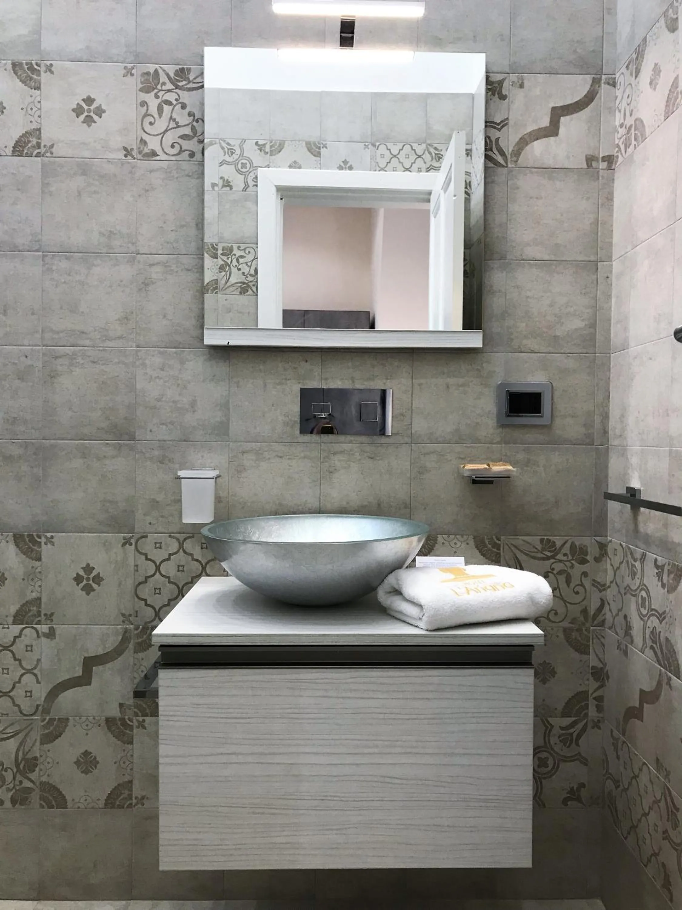 Bathroom in Hotel L'Ariana ISOLE EOLIE - UNA Esperienze