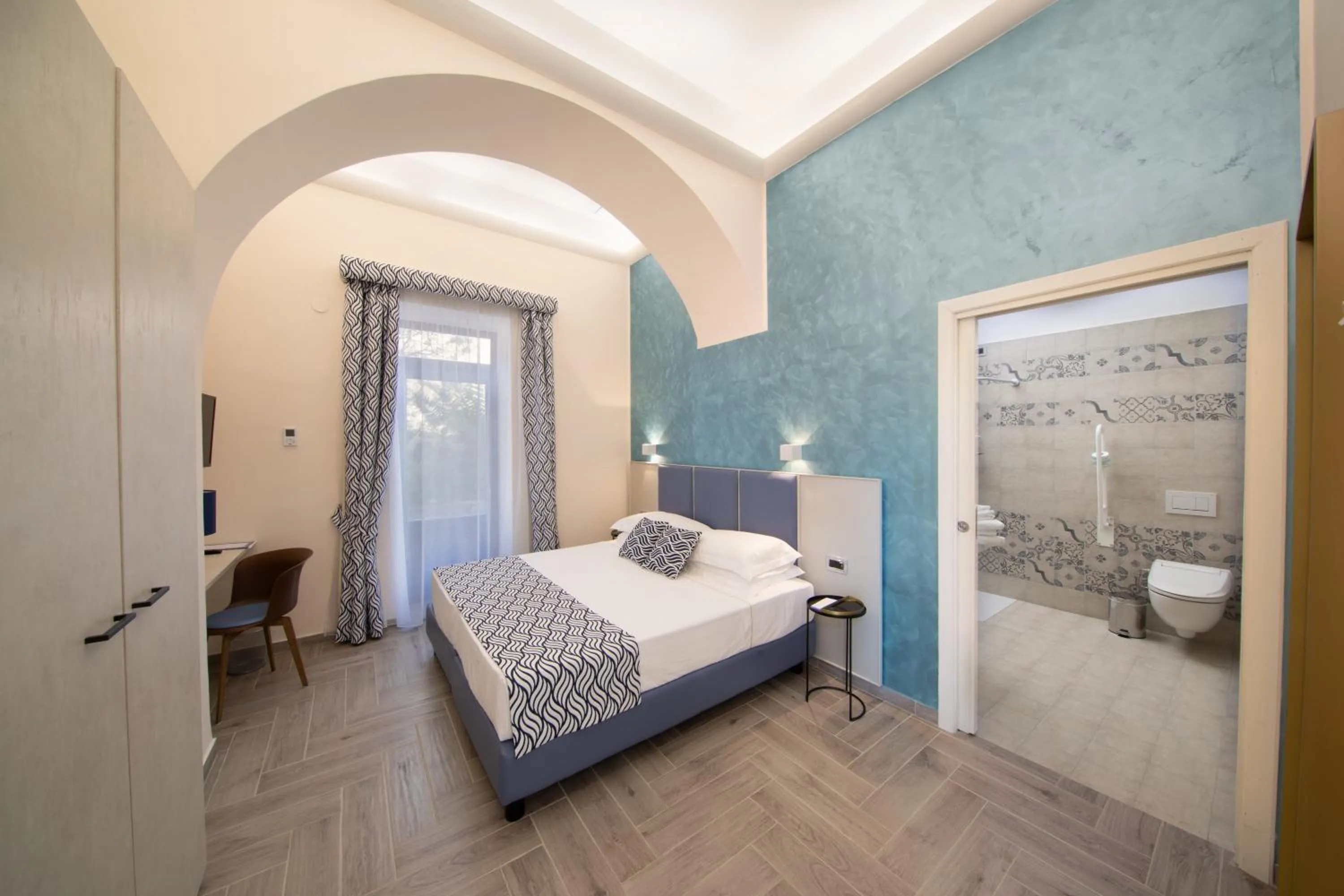 Photo of the whole room, Bed in Hotel L'Ariana ISOLE EOLIE - UNA Esperienze