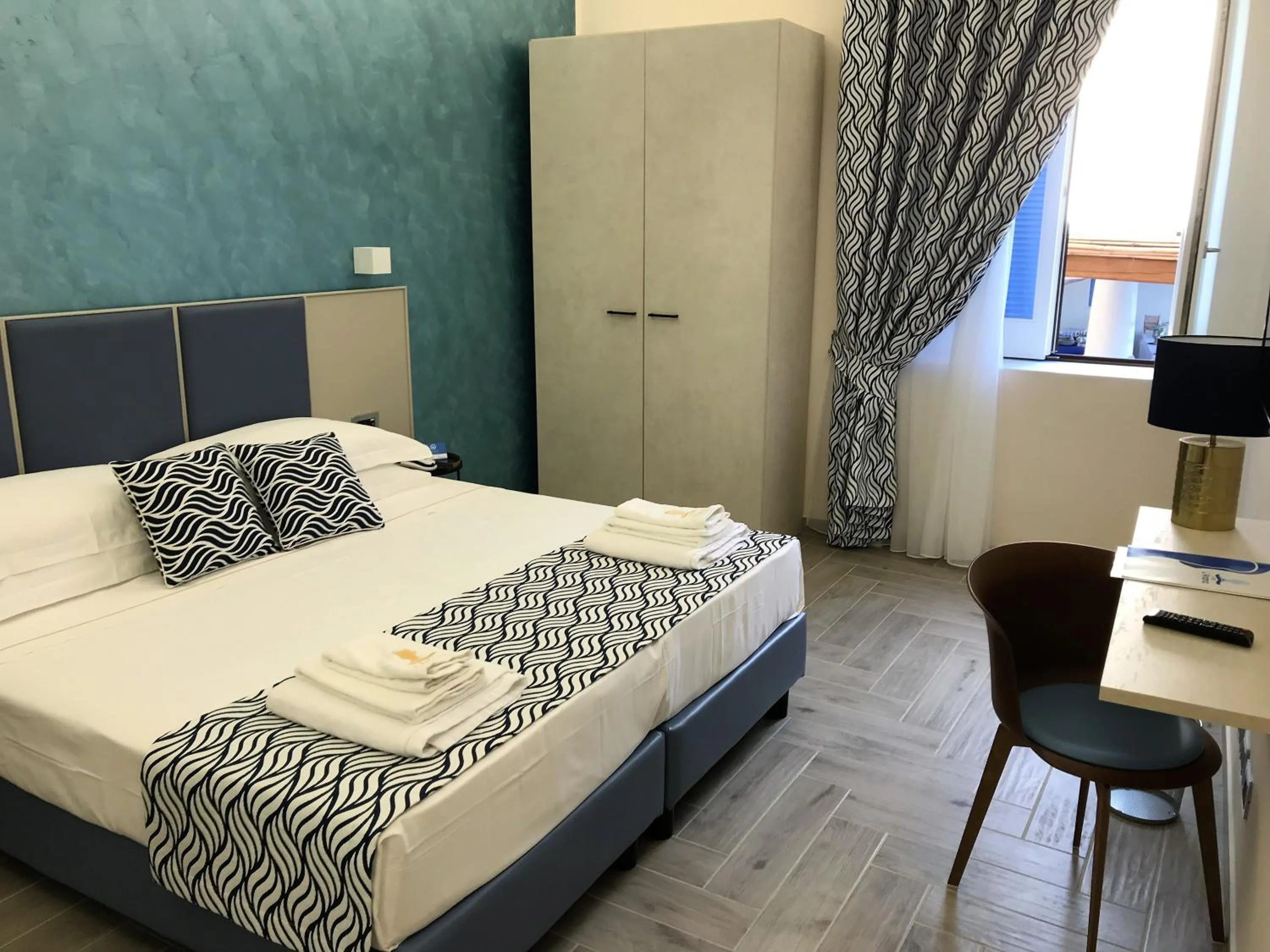 Photo of the whole room, Bed in Hotel L'Ariana ISOLE EOLIE - UNA Esperienze