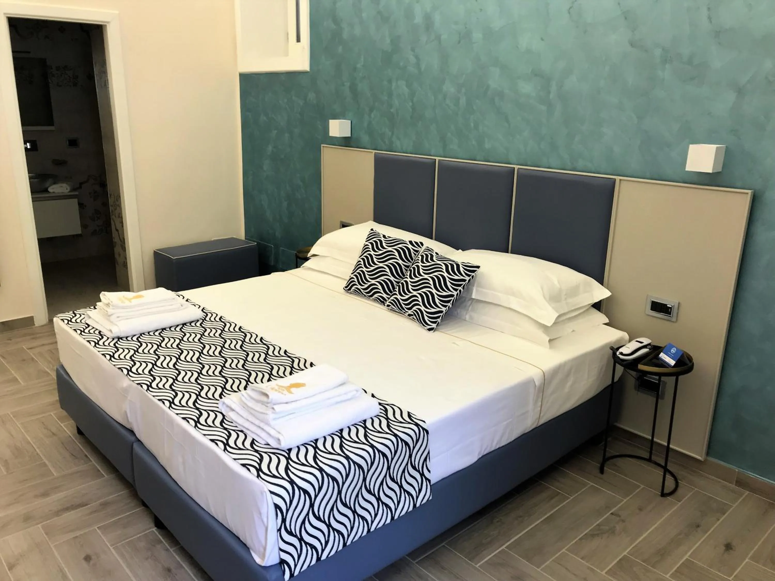 Photo of the whole room, Bed in Hotel L'Ariana ISOLE EOLIE - UNA Esperienze