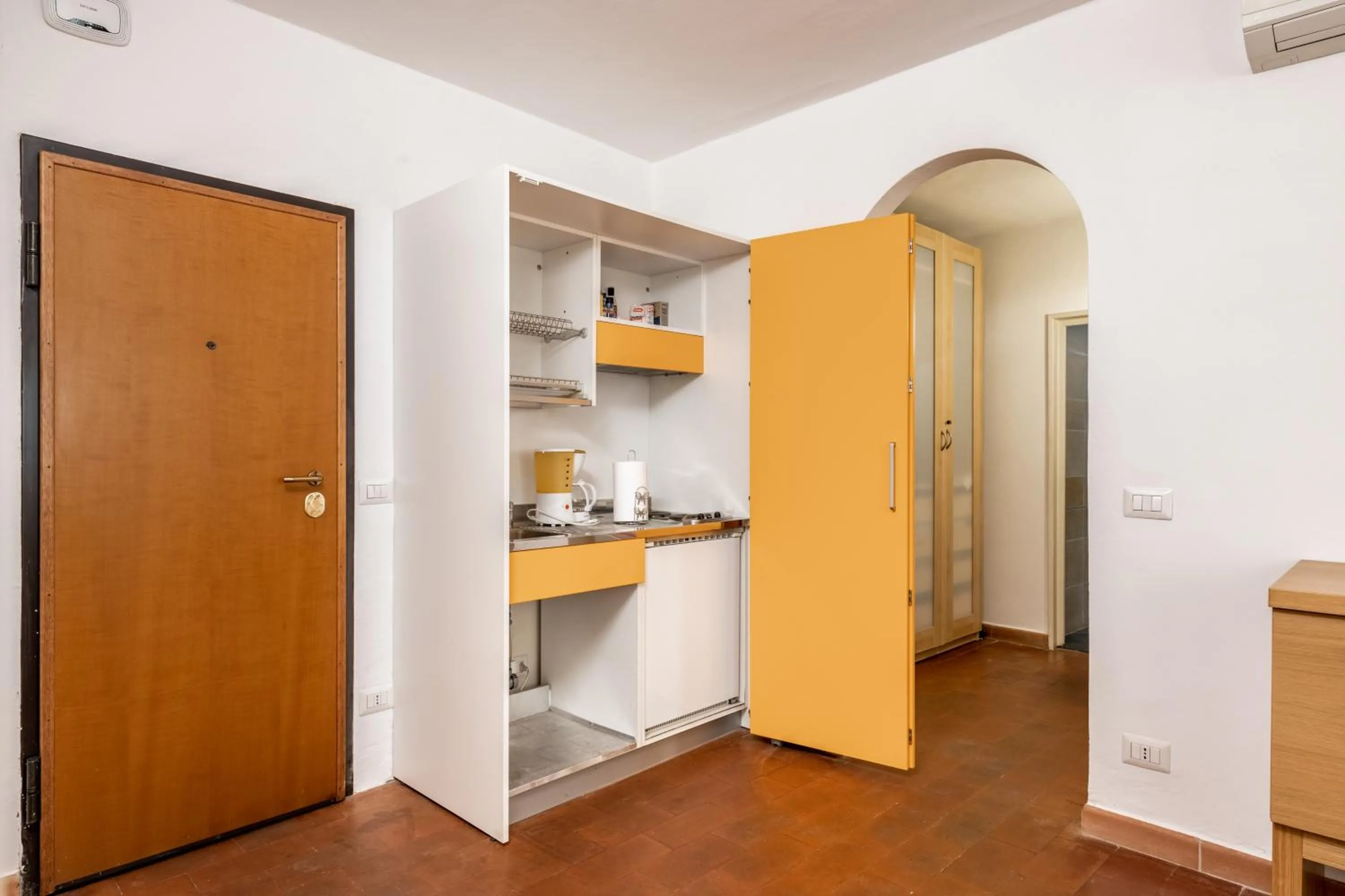 Kitchen or kitchenette in GuestHost - Torre dei Giudi apartments