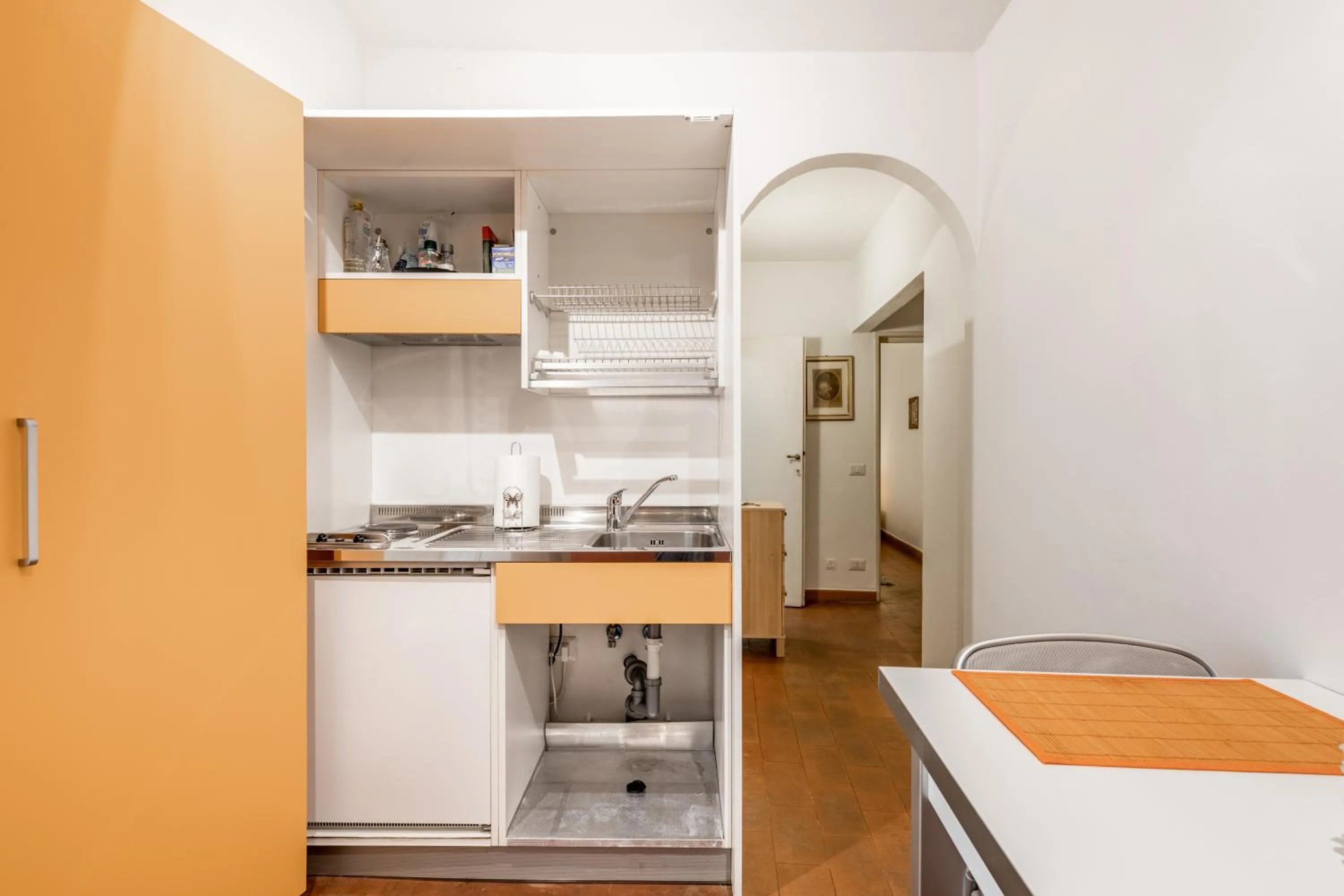 Kitchen or kitchenette, Bed in GuestHost - Torre dei Giudi apartments