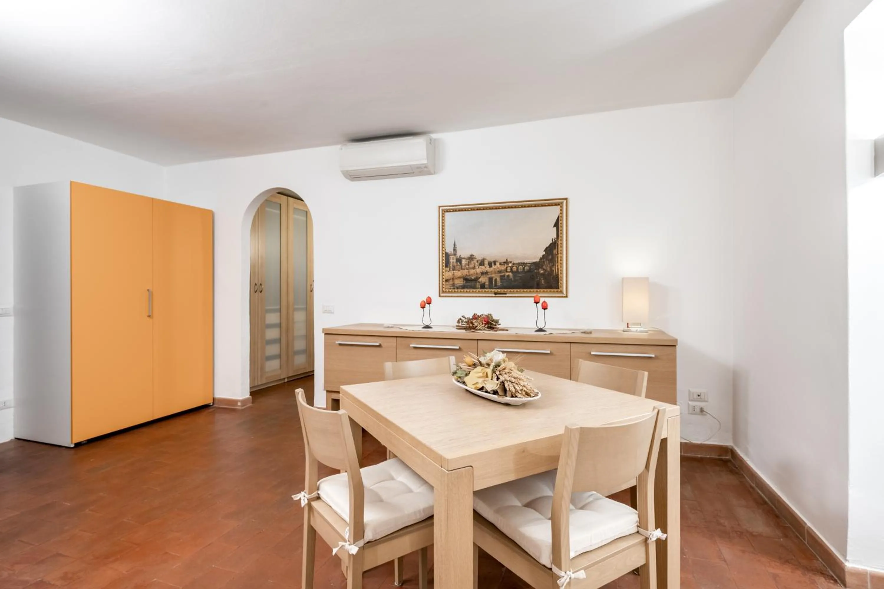 Dining area in GuestHost - Torre dei Giudi apartments