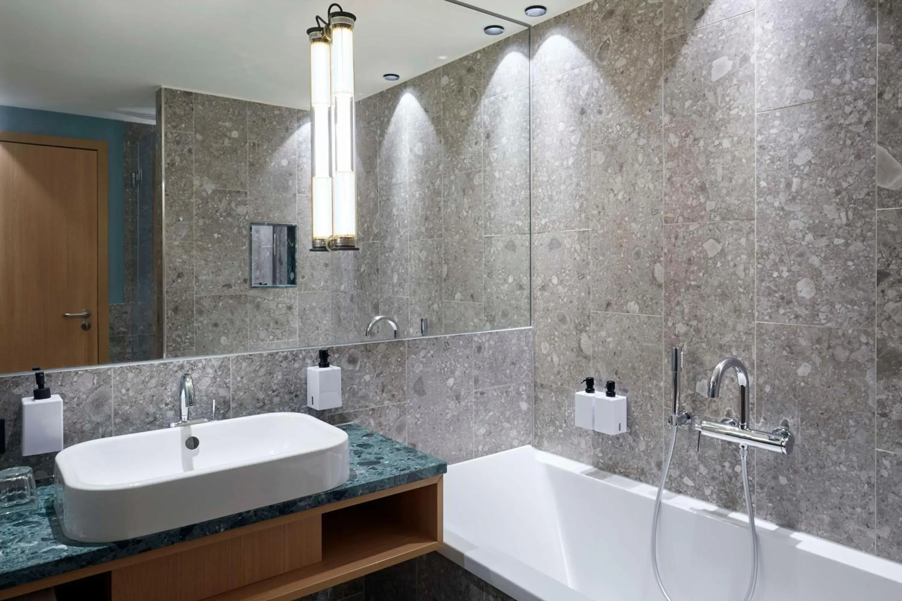 Bathroom in Scandic Frankfurt Hafenpark Bathroom in Scandic Frankfurt Hafenpark