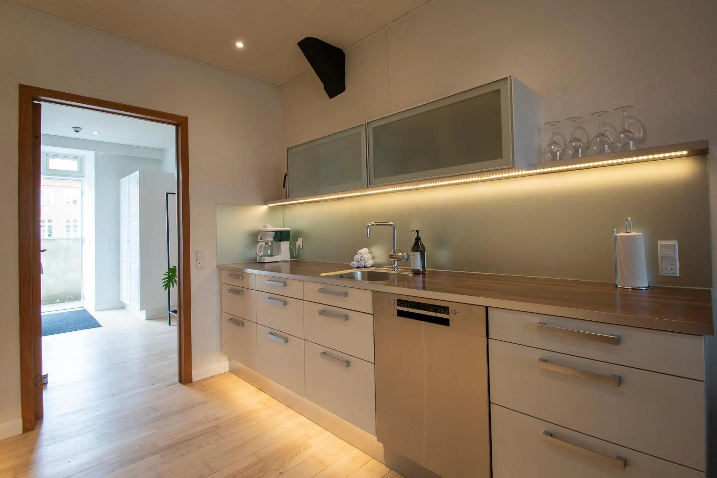 dishwasher in Central City Apartment