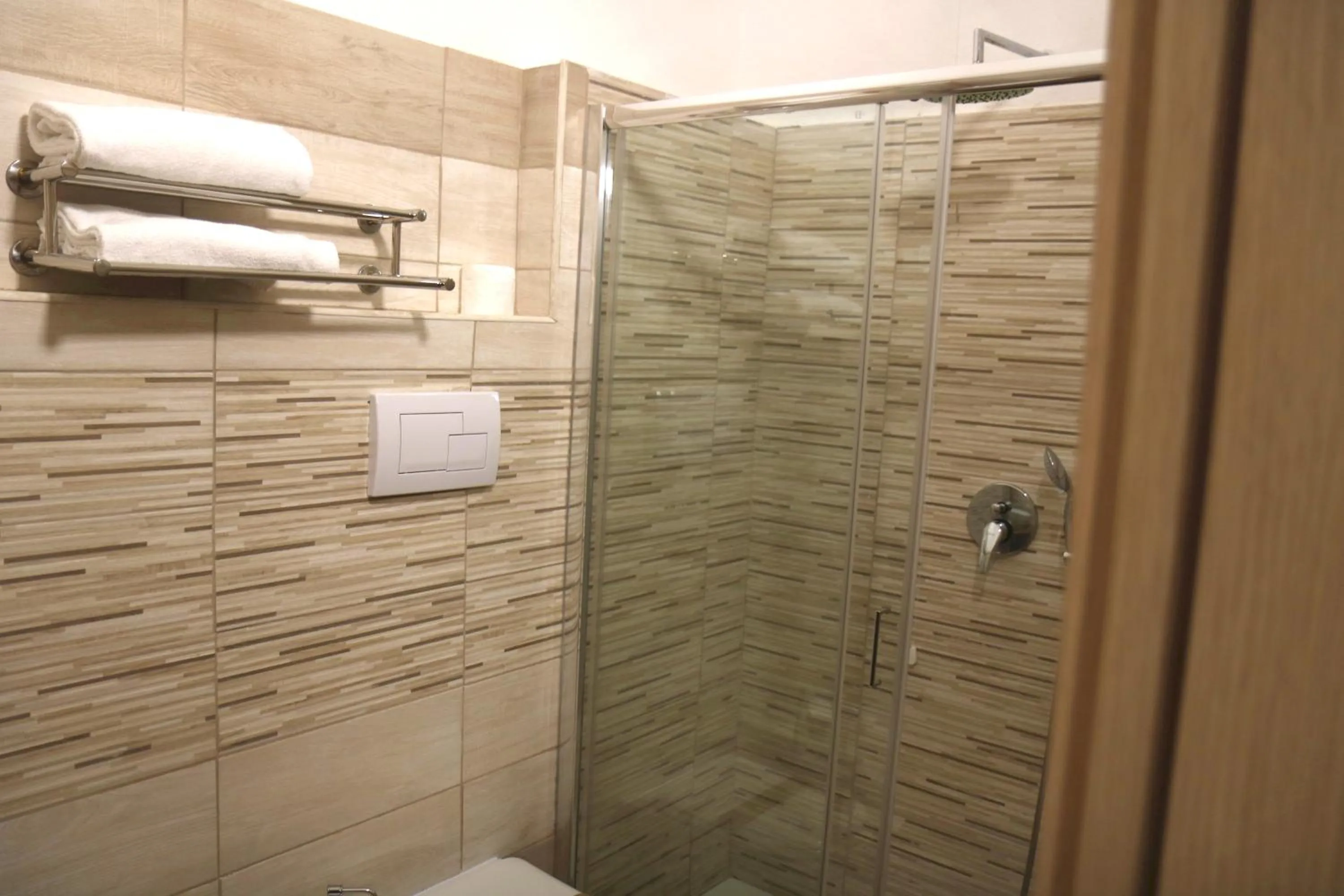 Shower in Parco Hotel Granaro