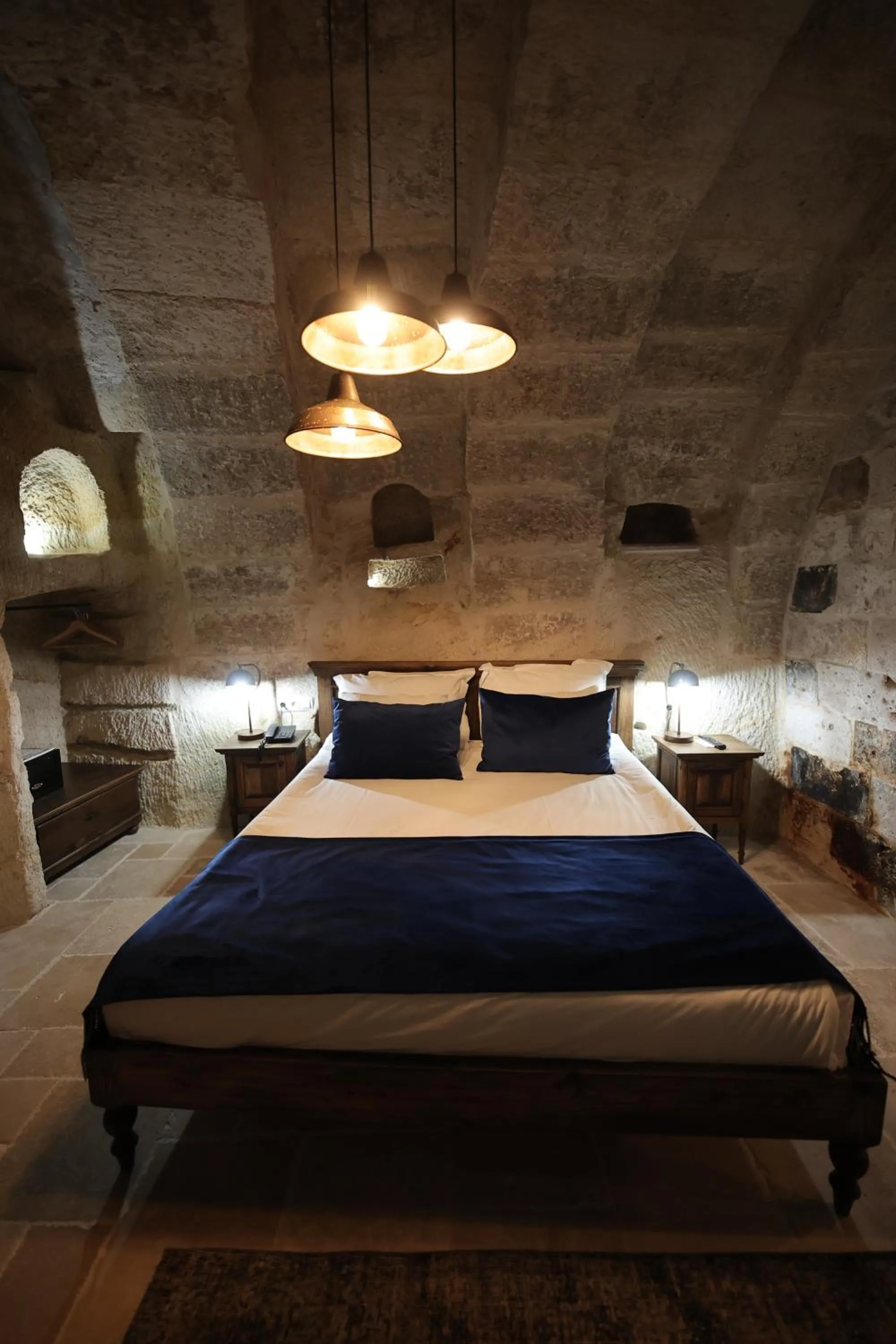 Photo of the whole room, Bed in Ürgüp Cave Suites