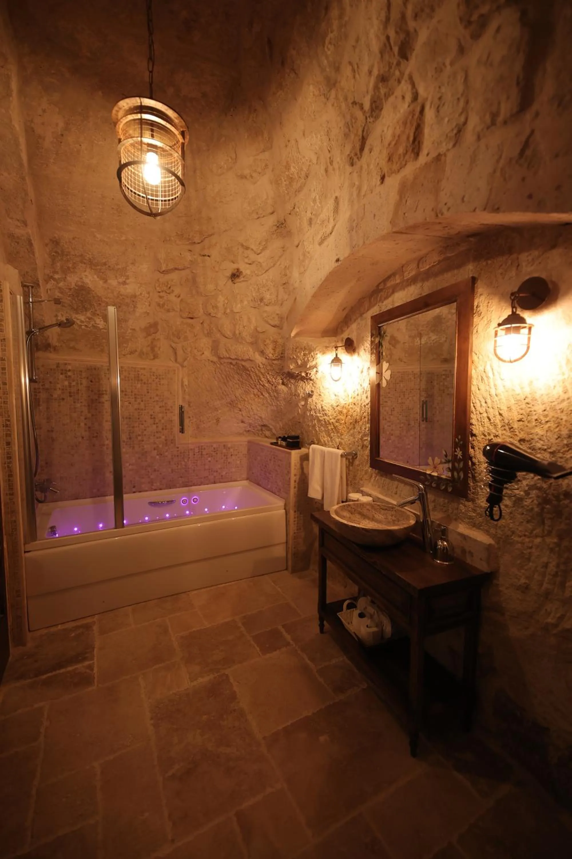 Bathroom in Ürgüp Cave Suites