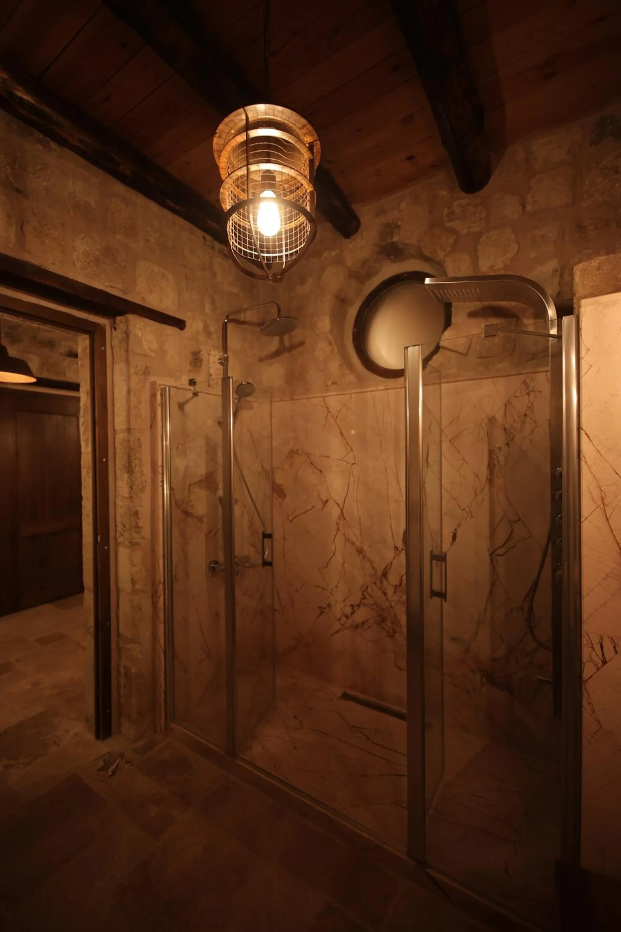 Bathroom in Ürgüp Cave Suites