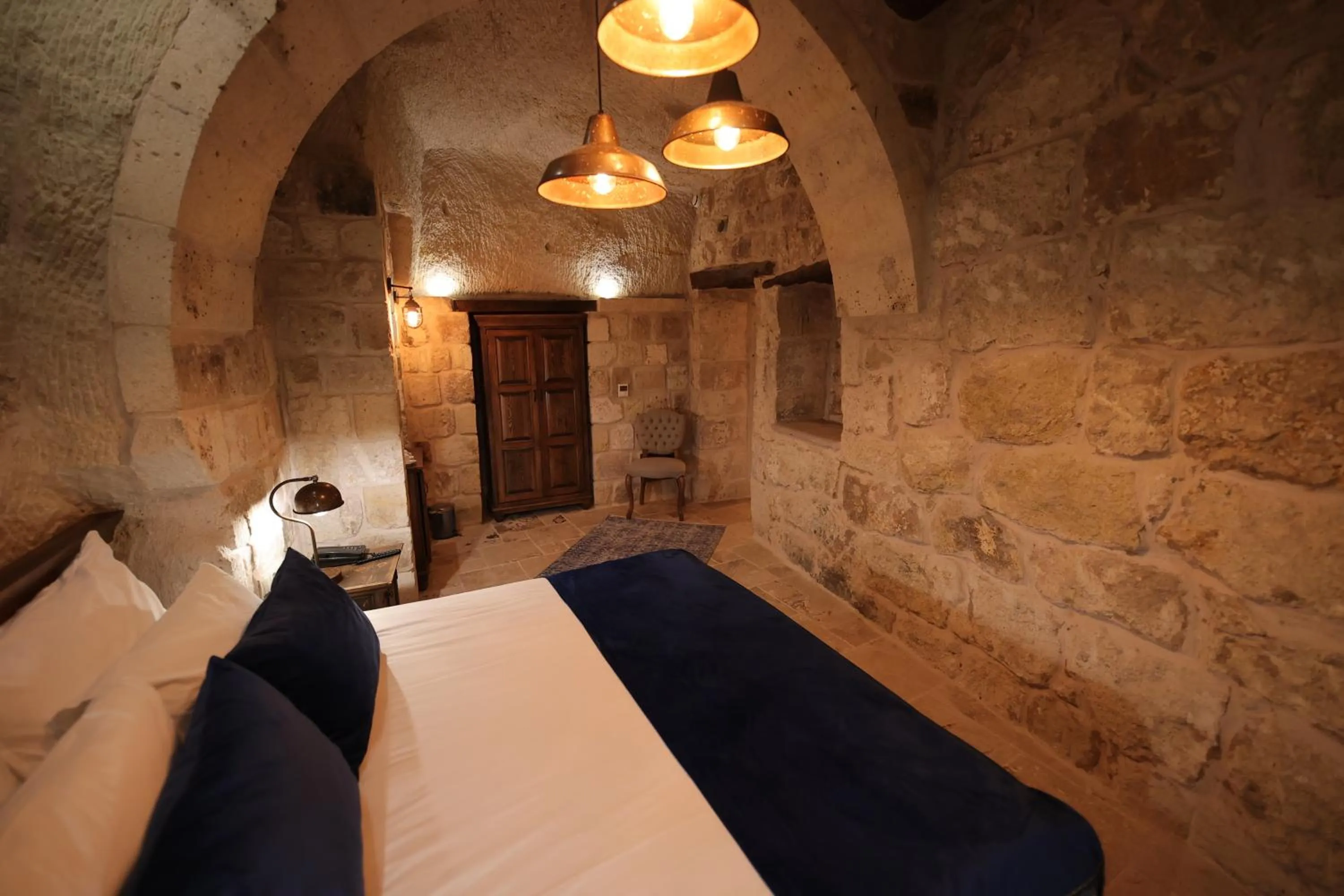 Bed in Ürgüp Cave Suites