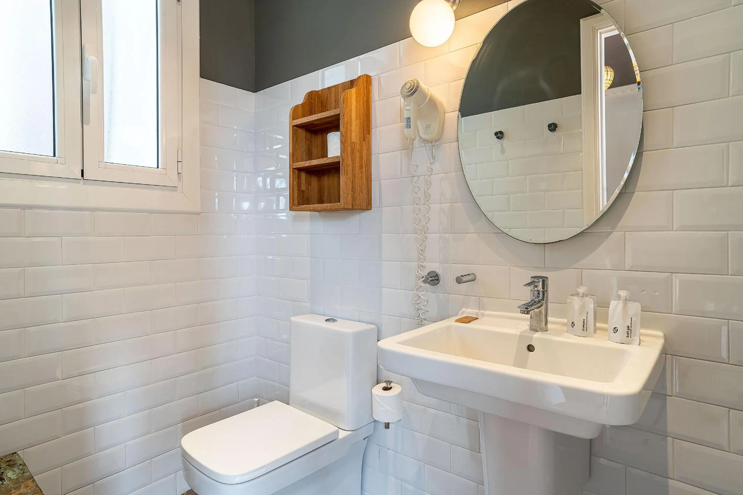 Toilet in Casa Gracia Apartments