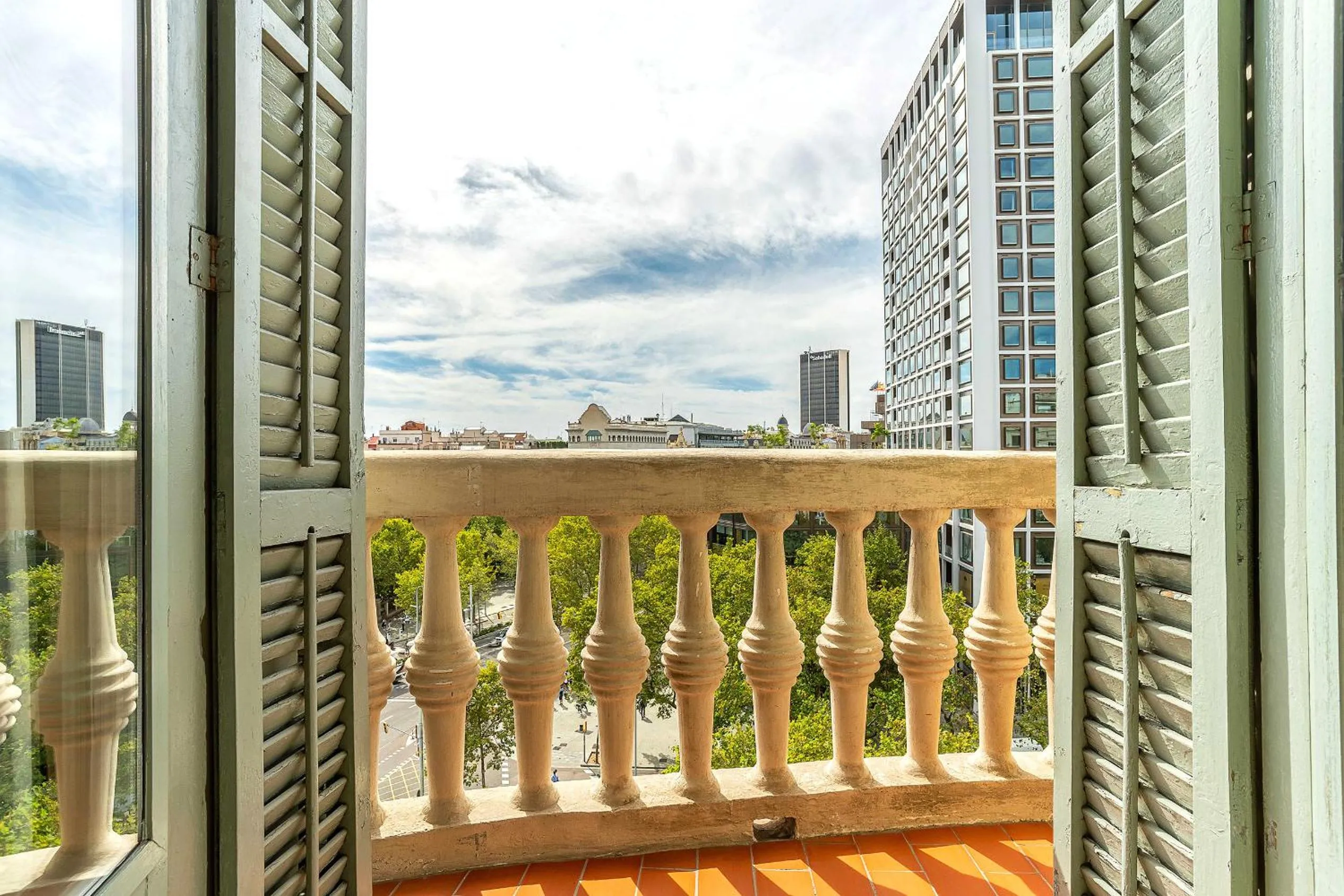 Day in Casa Gracia Apartments