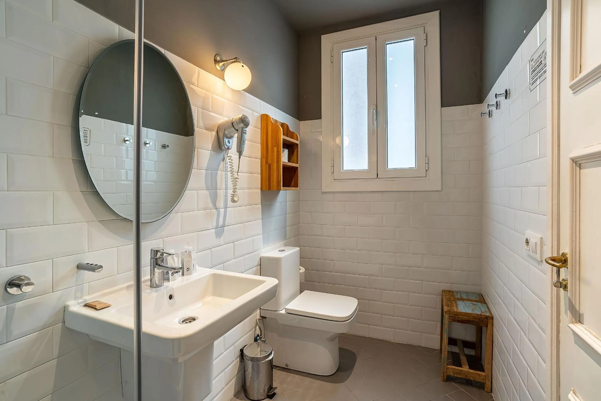 Toilet in Casa Gracia Apartments