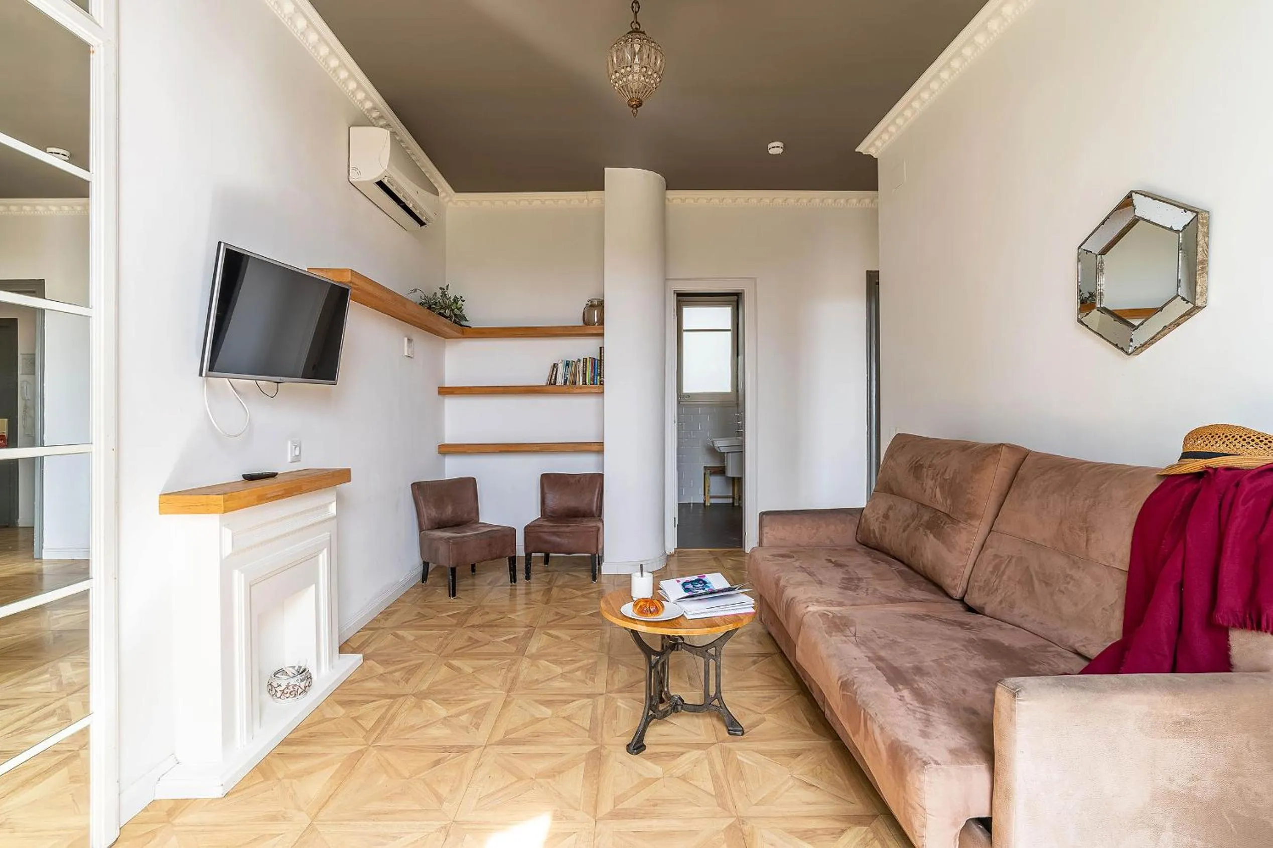 TV and multimedia in Casa Gracia Apartments