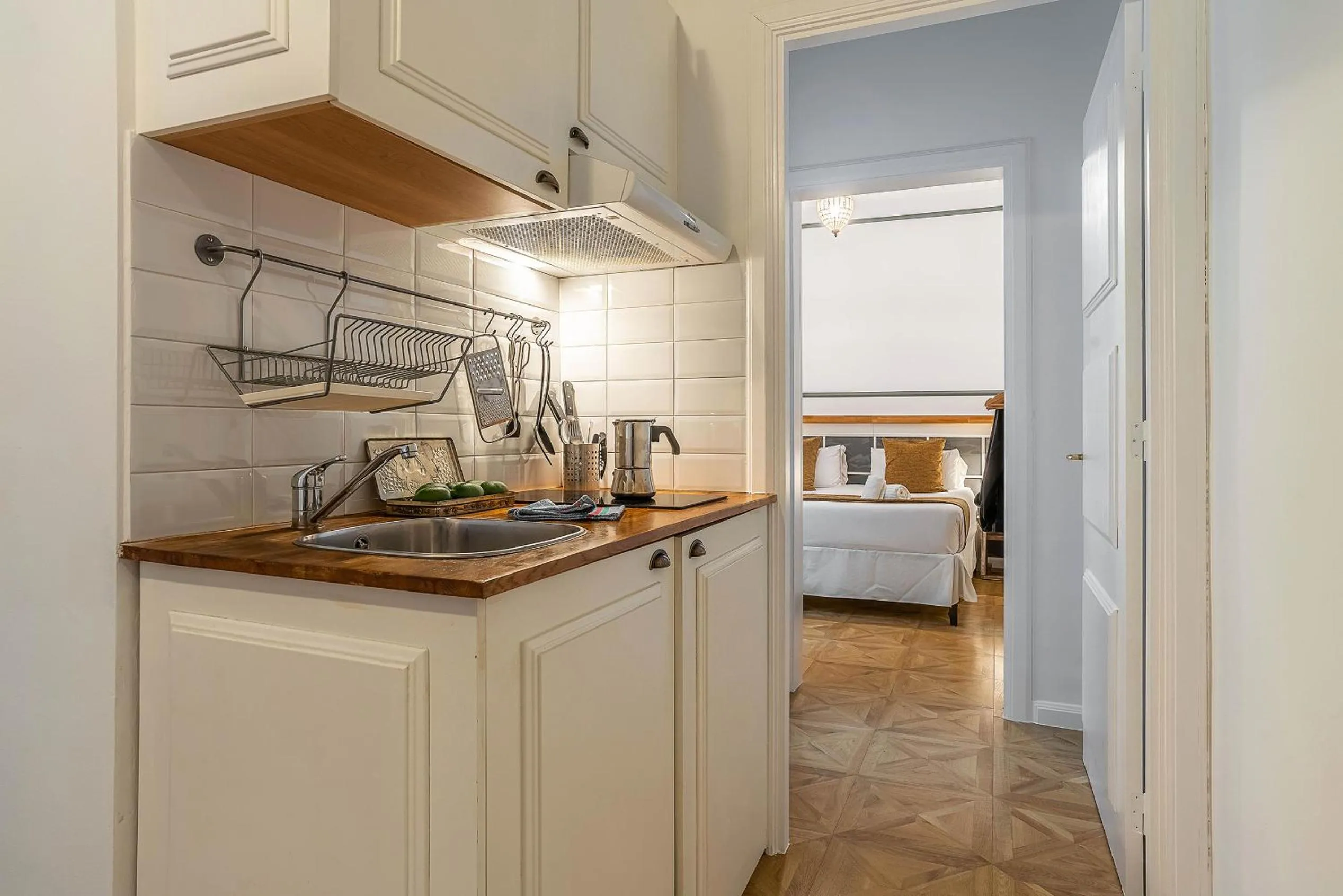 Kitchen or kitchenette in Casa Gracia Apartments