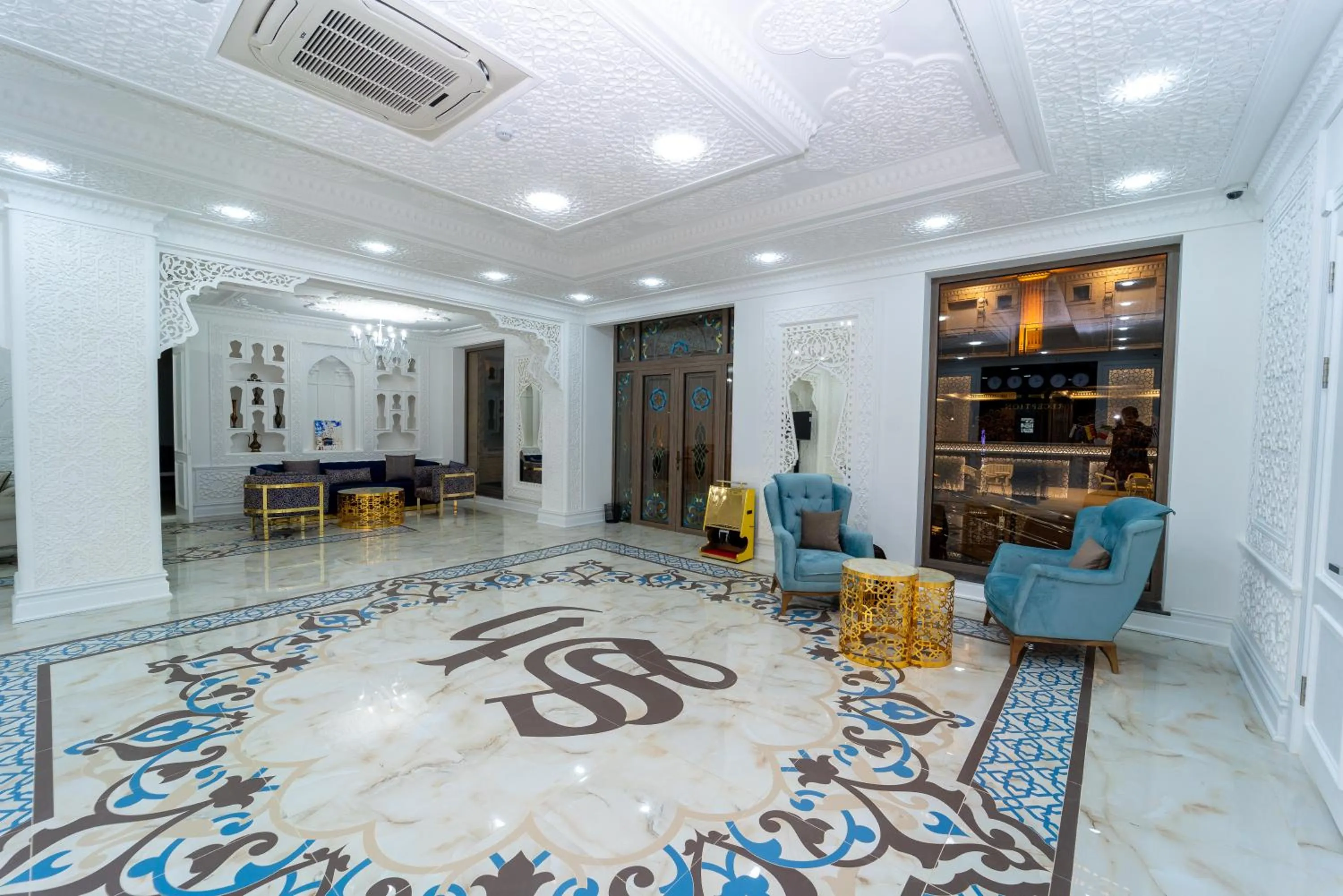 Lobby or reception in Shohjahon Palace Hotel & Spa