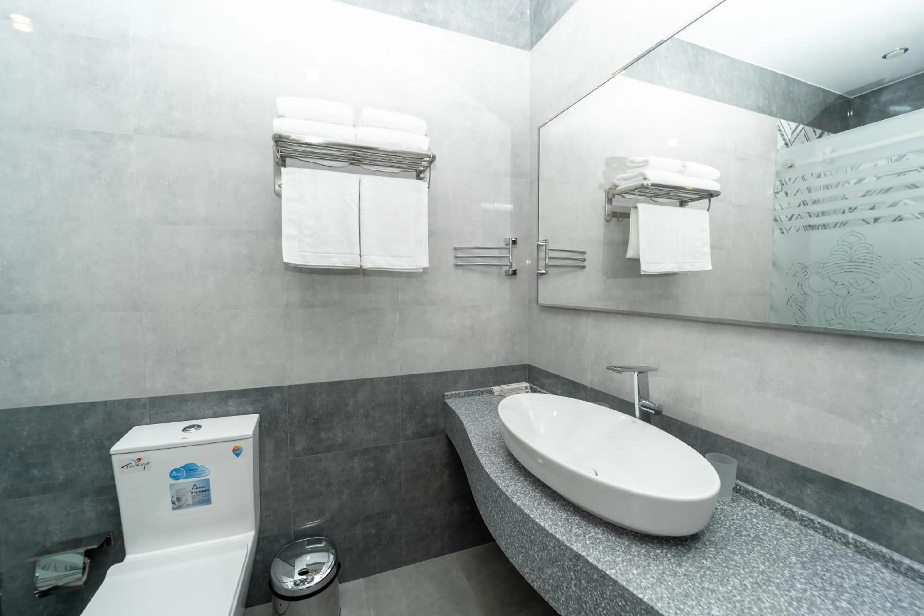 Bathroom in Shohjahon Palace Hotel & Spa