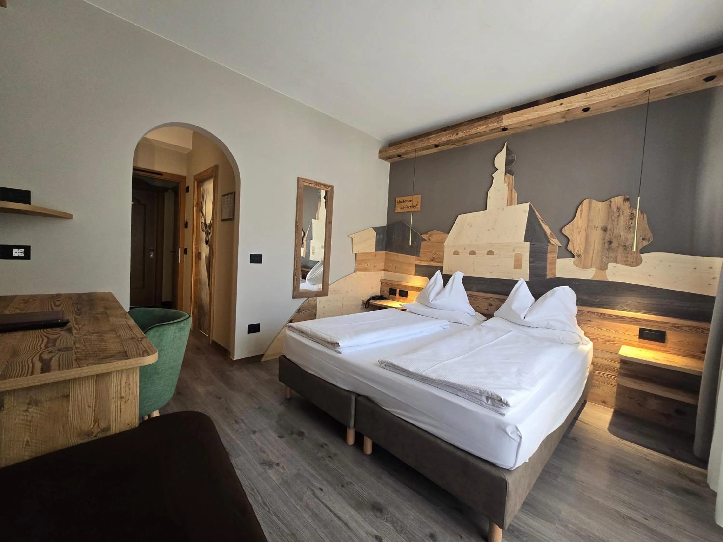 Hotel Azola