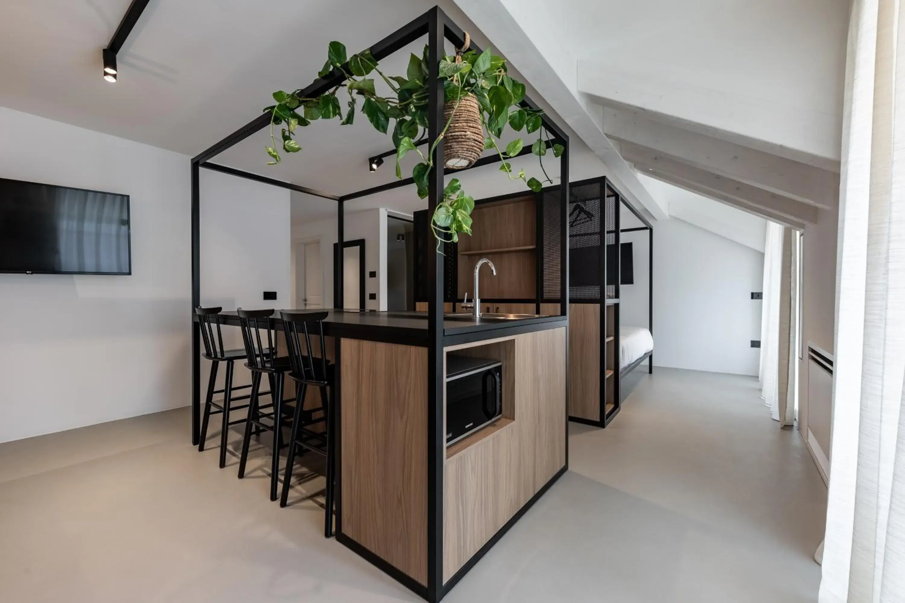 Open Space Superior with Kitchen - single occupancy in Residence - Palais Hörtenberg Open Space Superior with Kitchen - single occupancy in Residence - Palais Hörtenberg