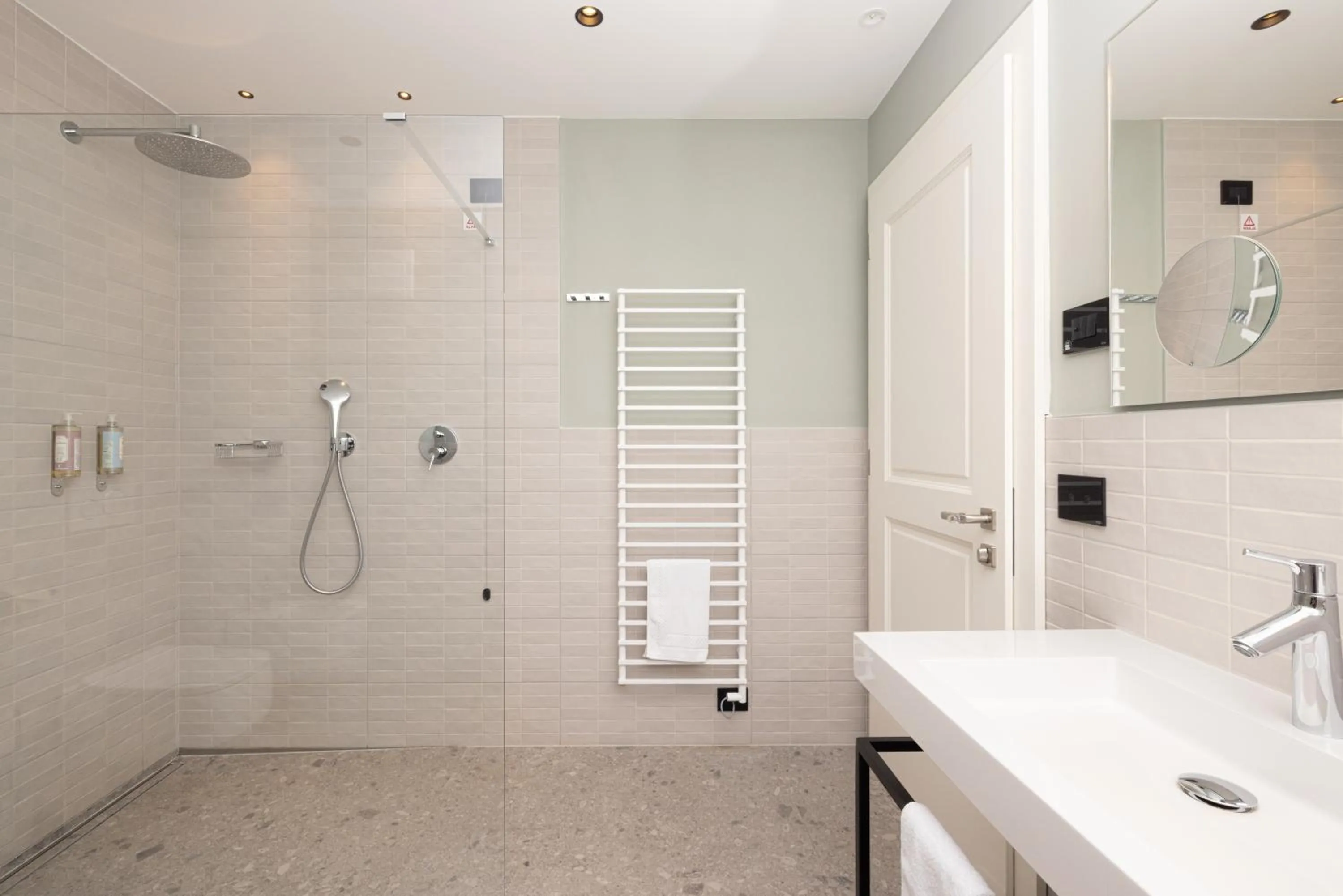 Shower in Residence - Palais Hörtenberg