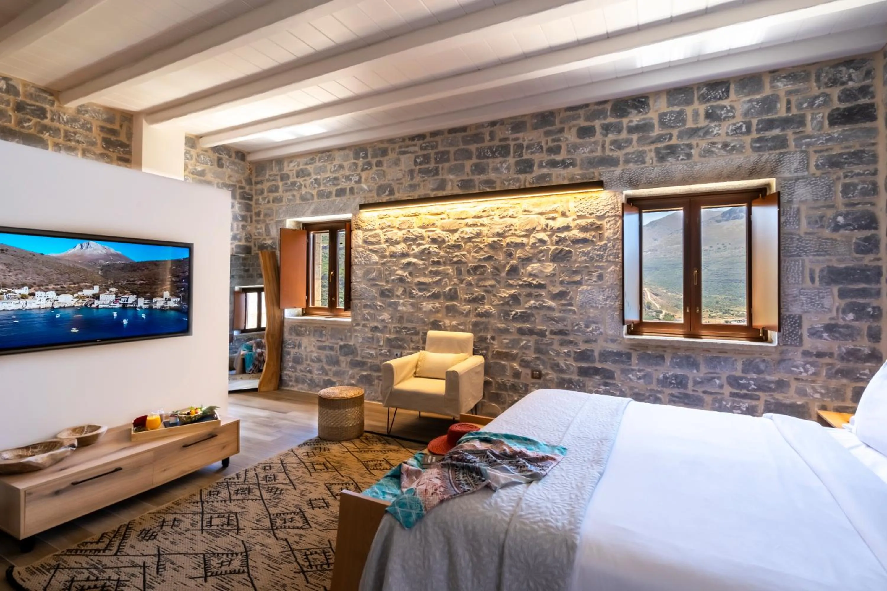 Bedroom, Bed in Manifest Boutique Hotel