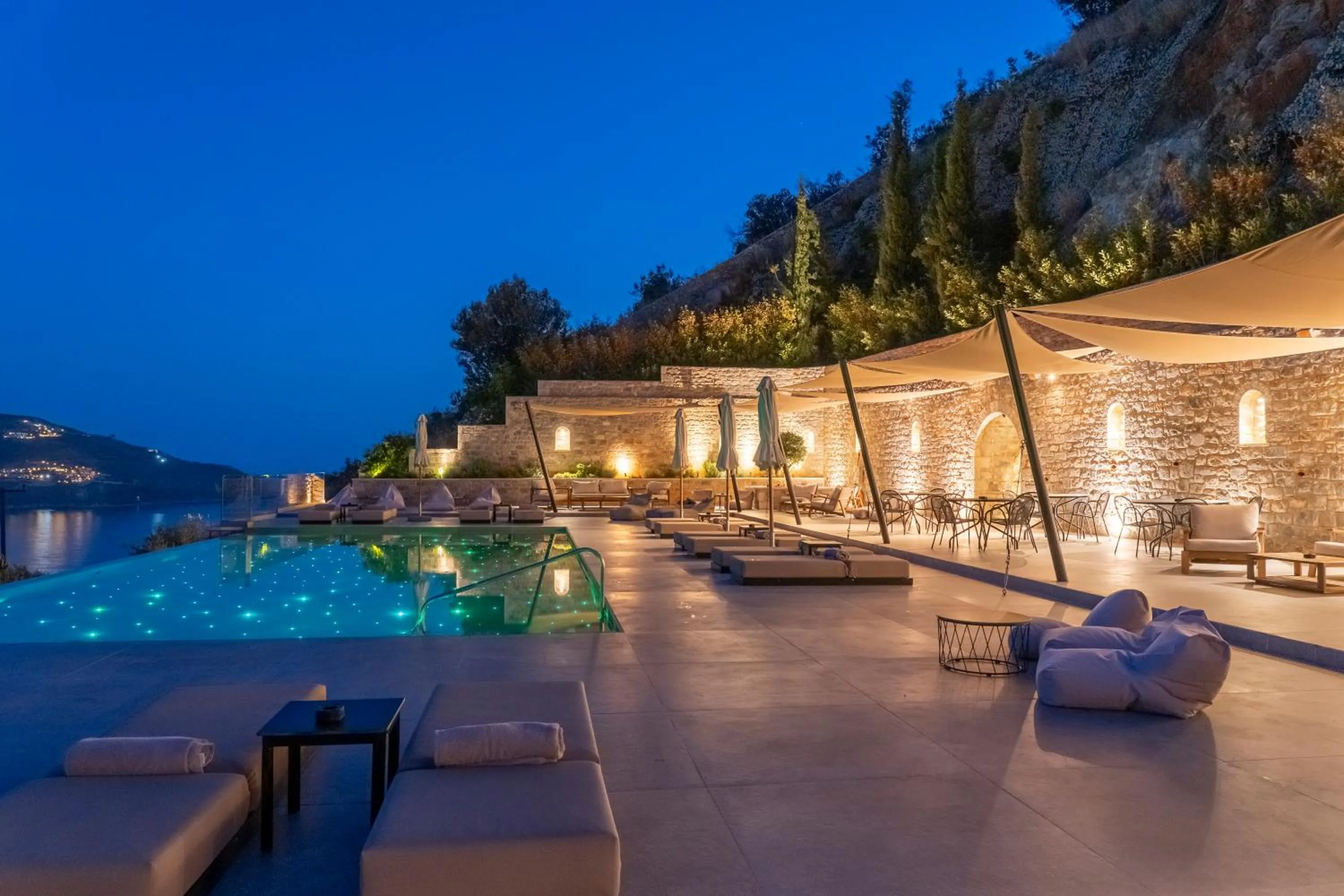 Swimming pool in Manifest Boutique Hotel