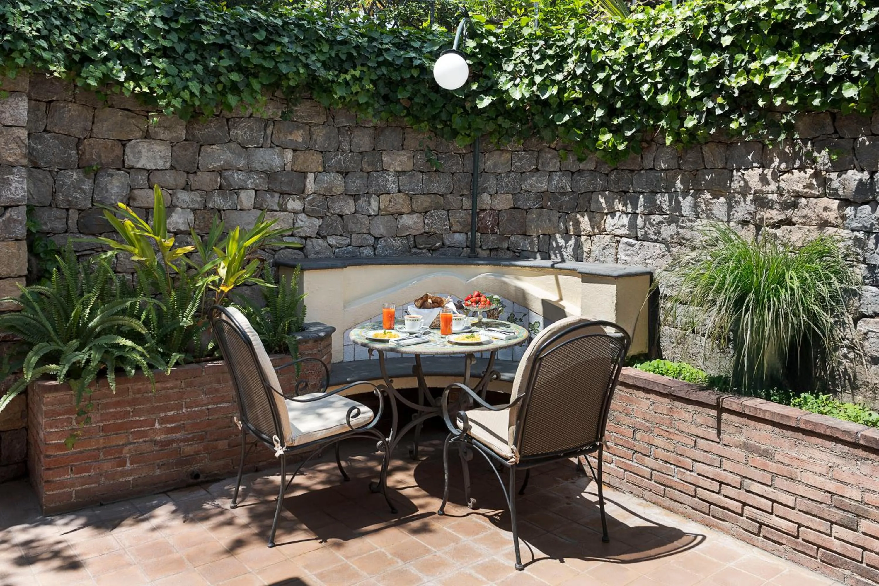 Breakfast in Hotel Villa Schuler