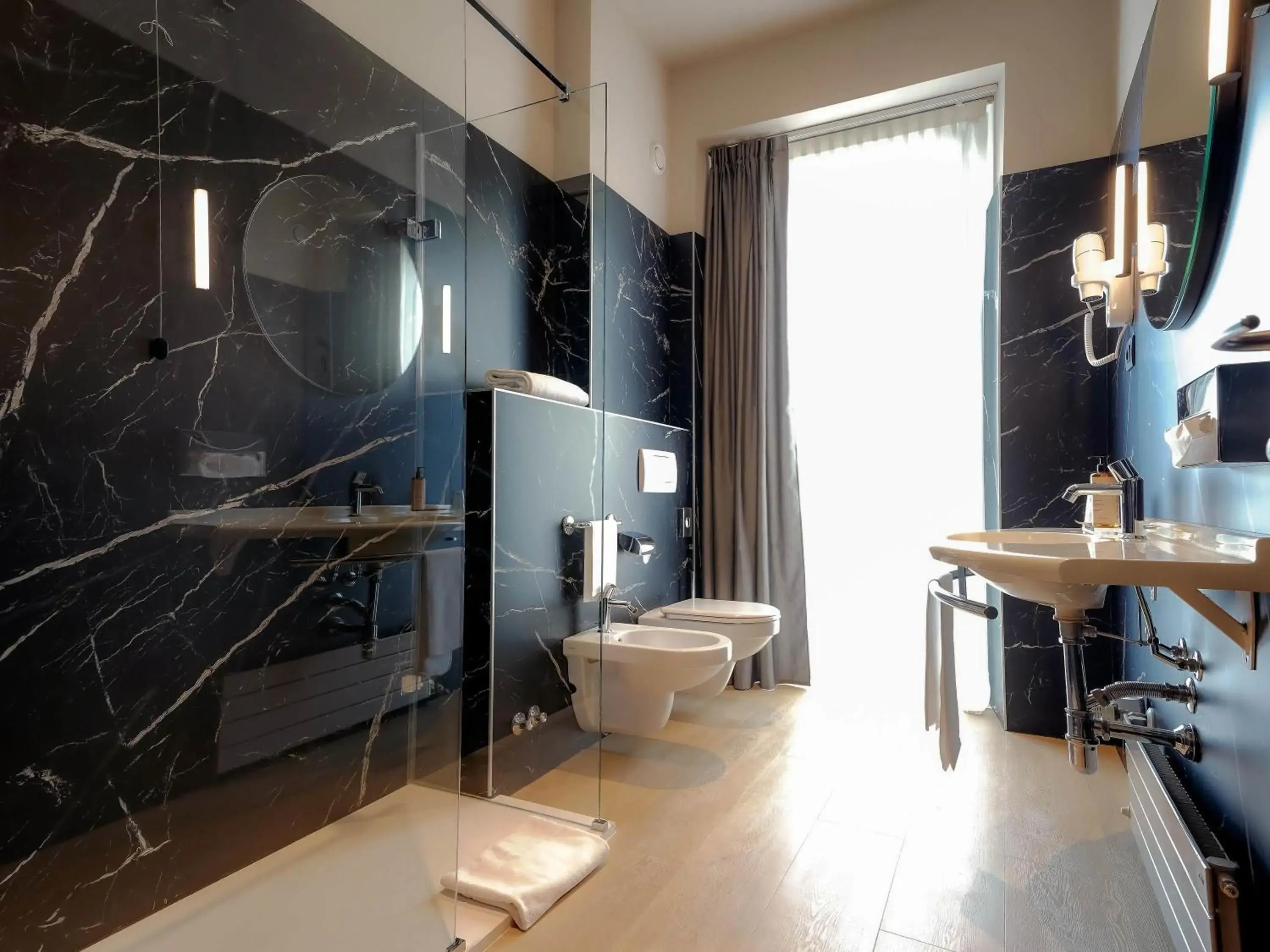 Bedroom in Mercure Bergamo Centro Palazzo Dolci Bedroom in Mercure Bergamo Centro Palazzo Dolci