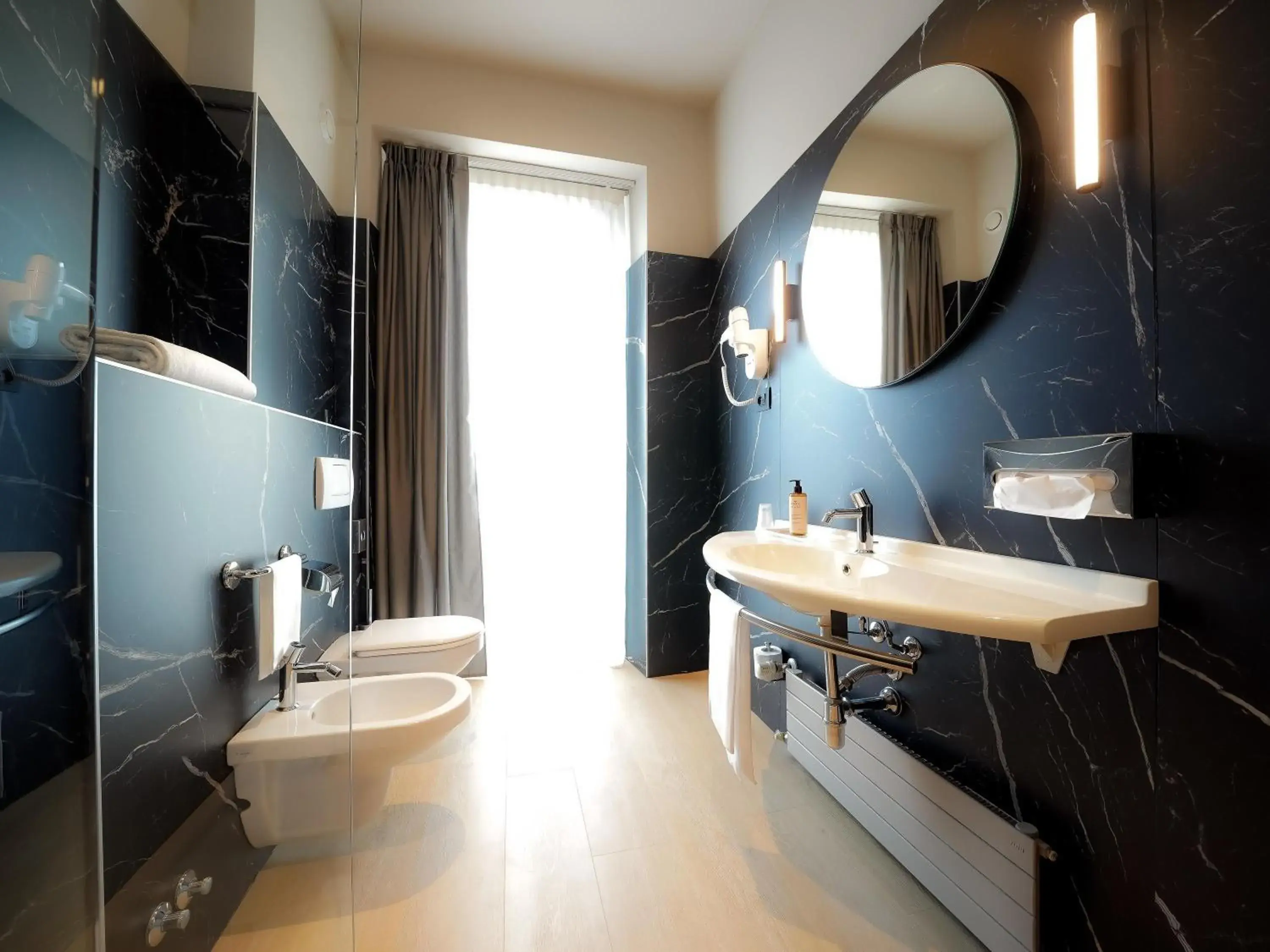 Bedroom in Mercure Bergamo Centro Palazzo Dolci Bedroom in Mercure Bergamo Centro Palazzo Dolci