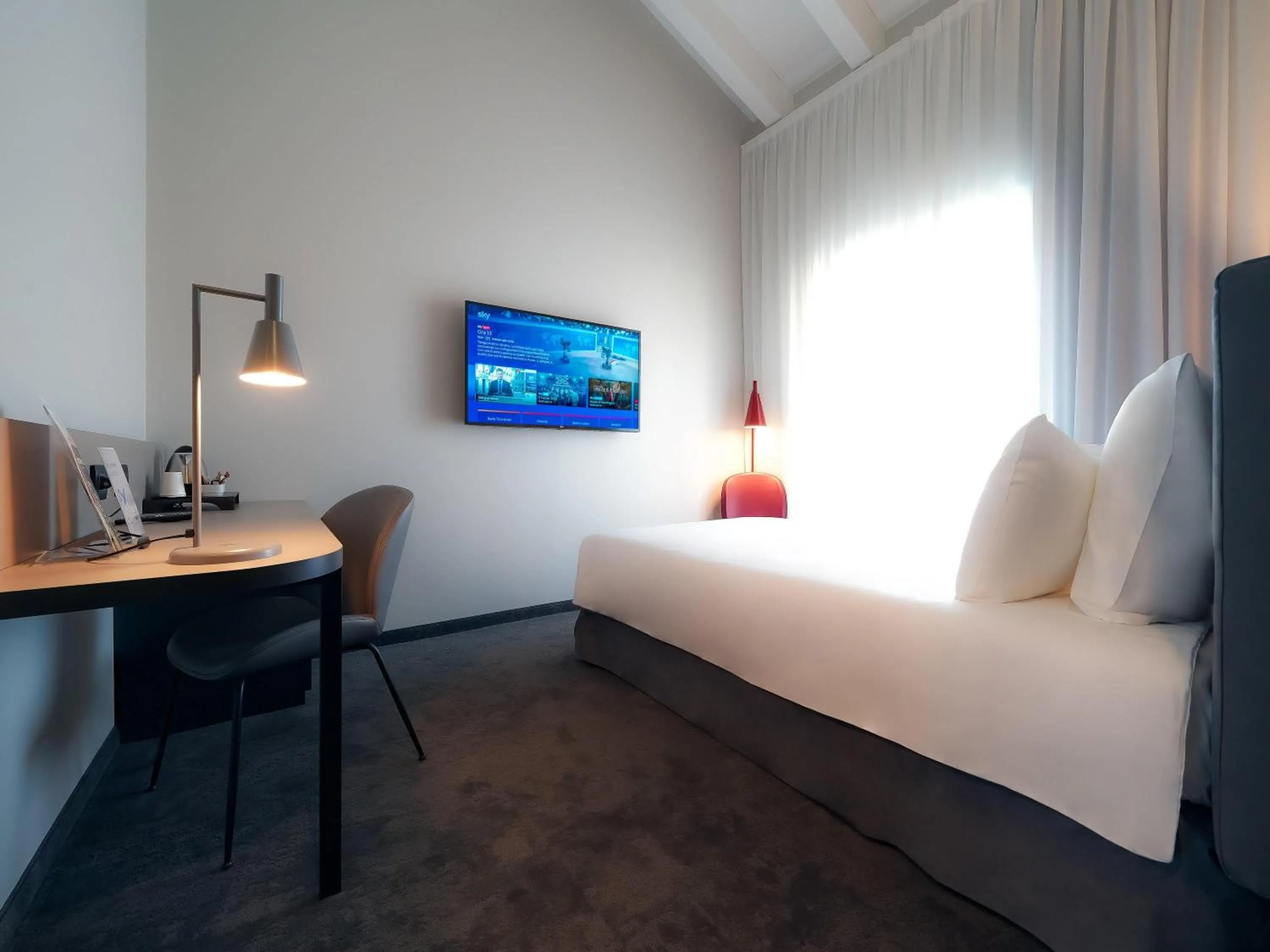 Bedroom, Bed in Mercure Bergamo Centro Palazzo Dolci