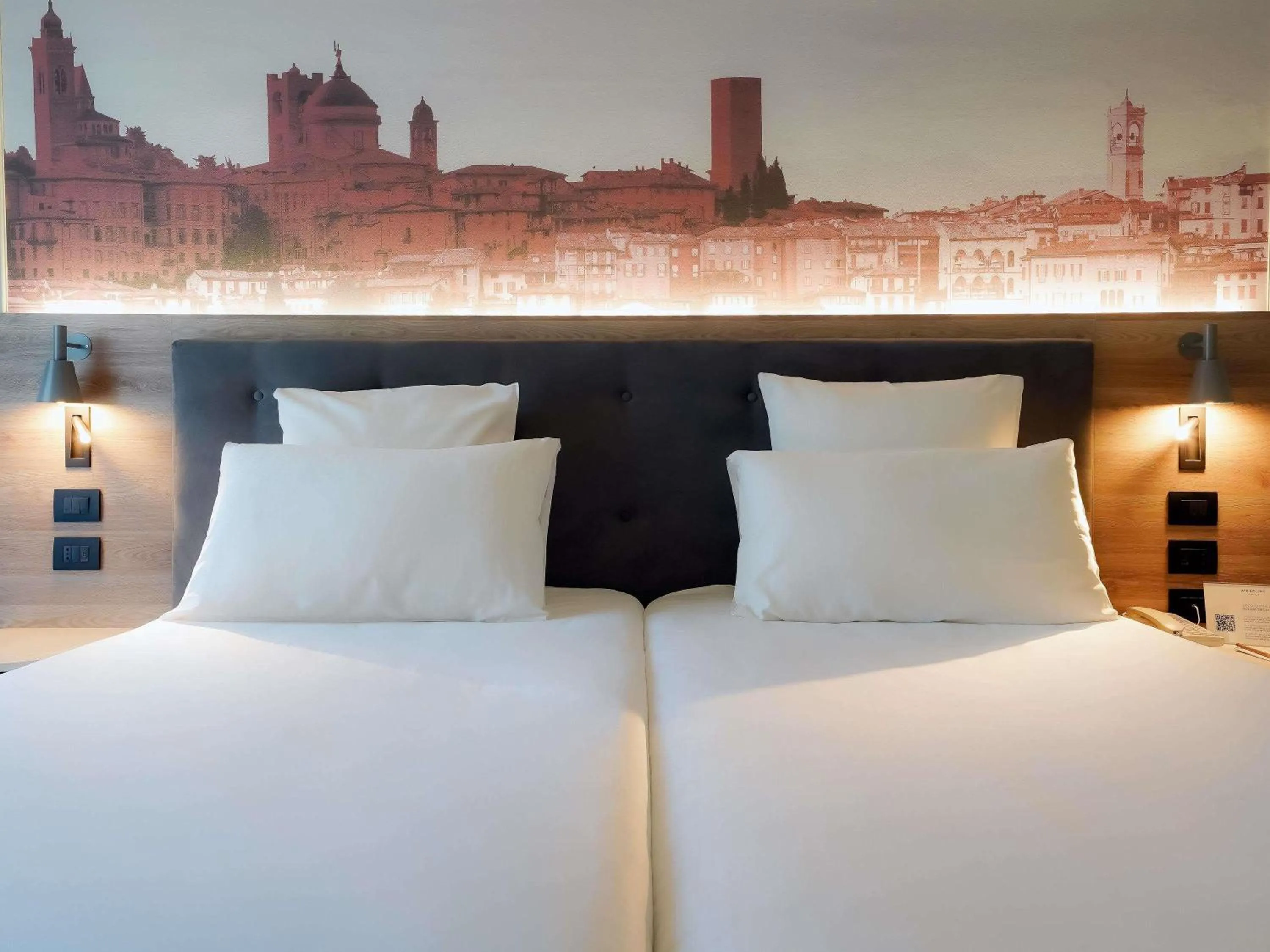 Bedroom, Bed in Mercure Bergamo Centro Palazzo Dolci