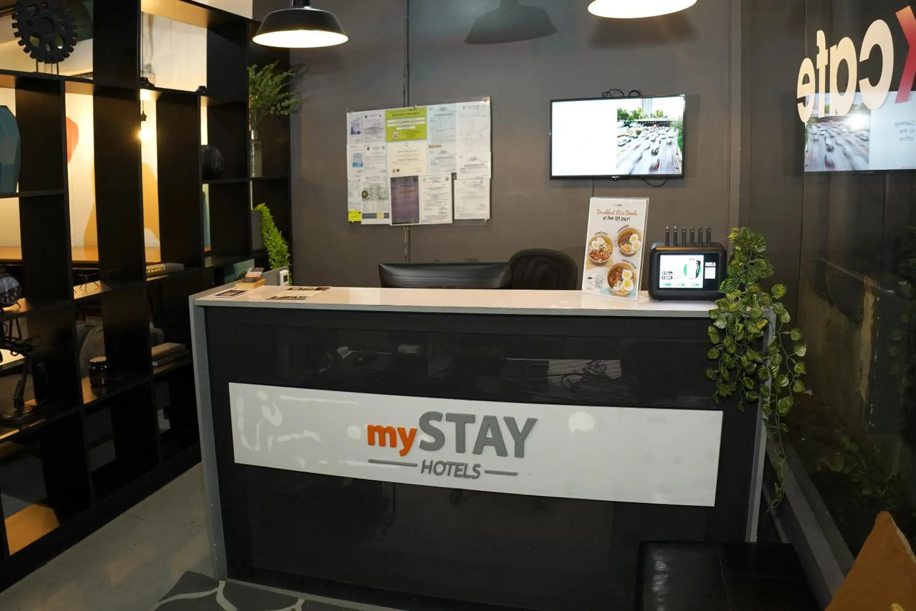 Lobby or reception in mySTAY Hotel BGC East Lobby or reception in mySTAY Hotel BGC East