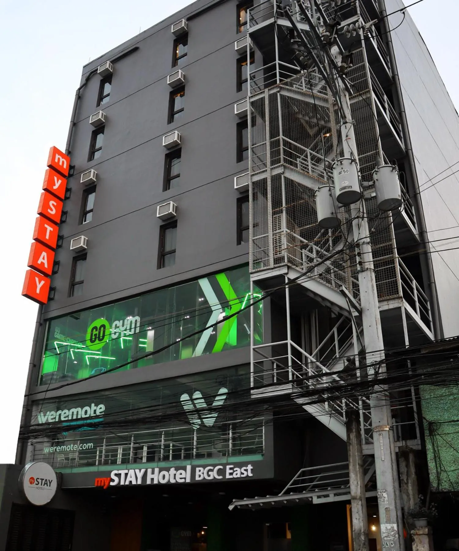 Property building in mySTAY Hotel BGC East