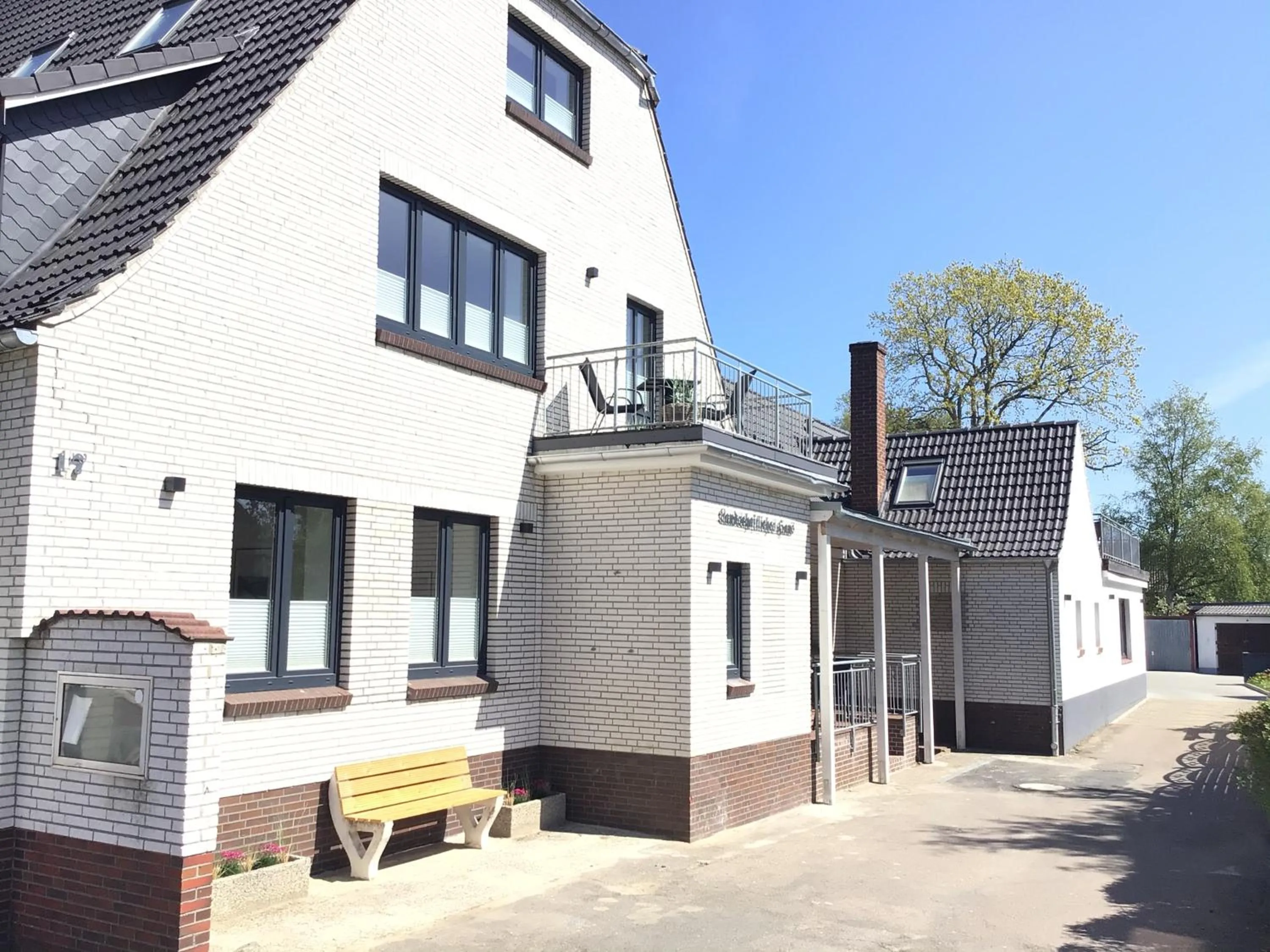 Property building in Landschaftliches Haus