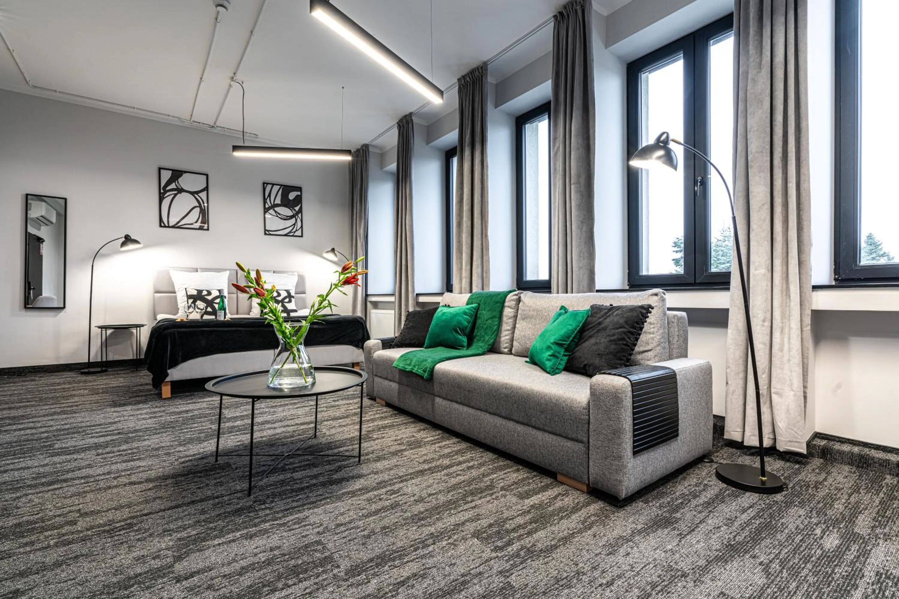 Photo of the whole room in VANTA Business Center