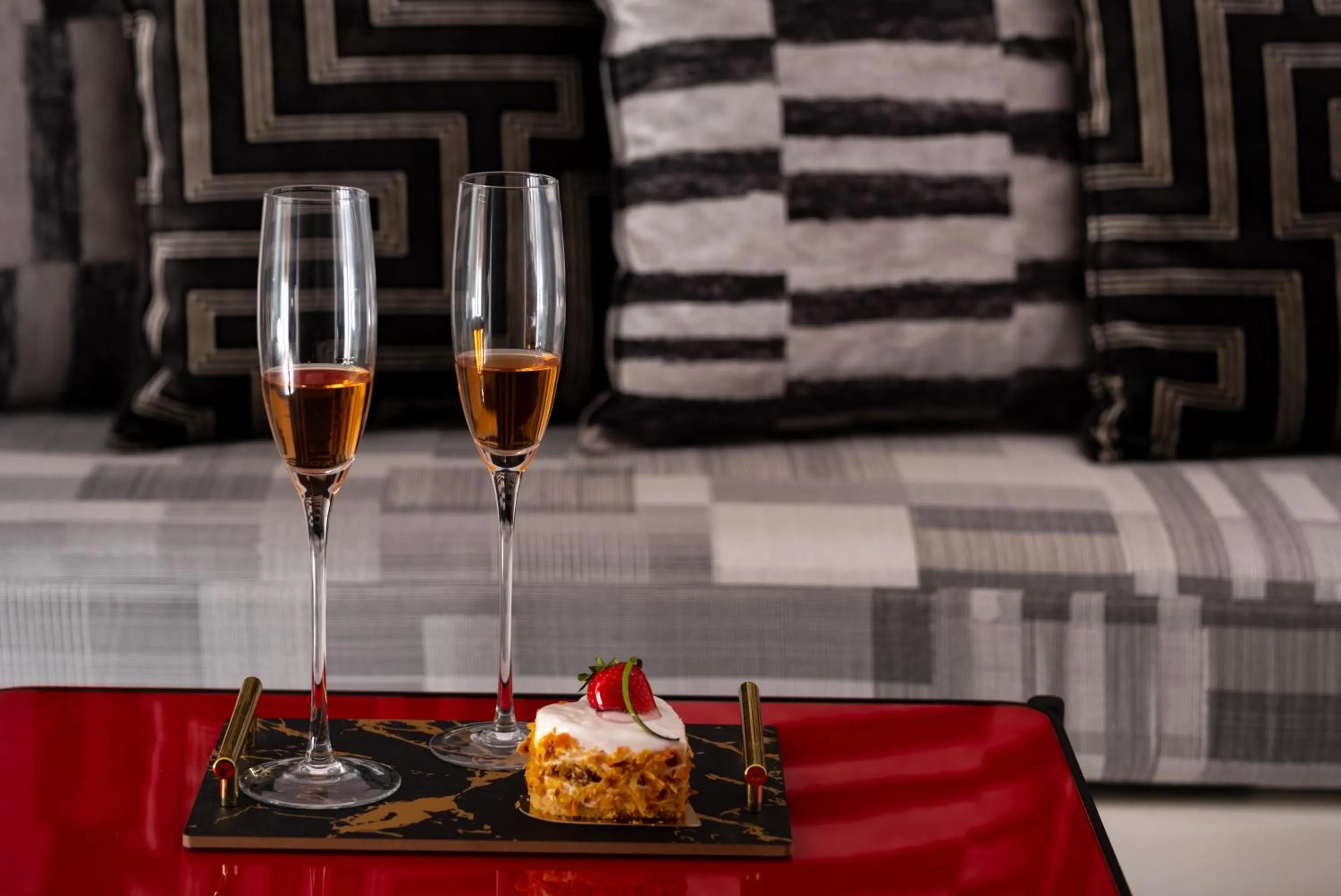 Food and drinks in Saint Sin Suites - Adults Only