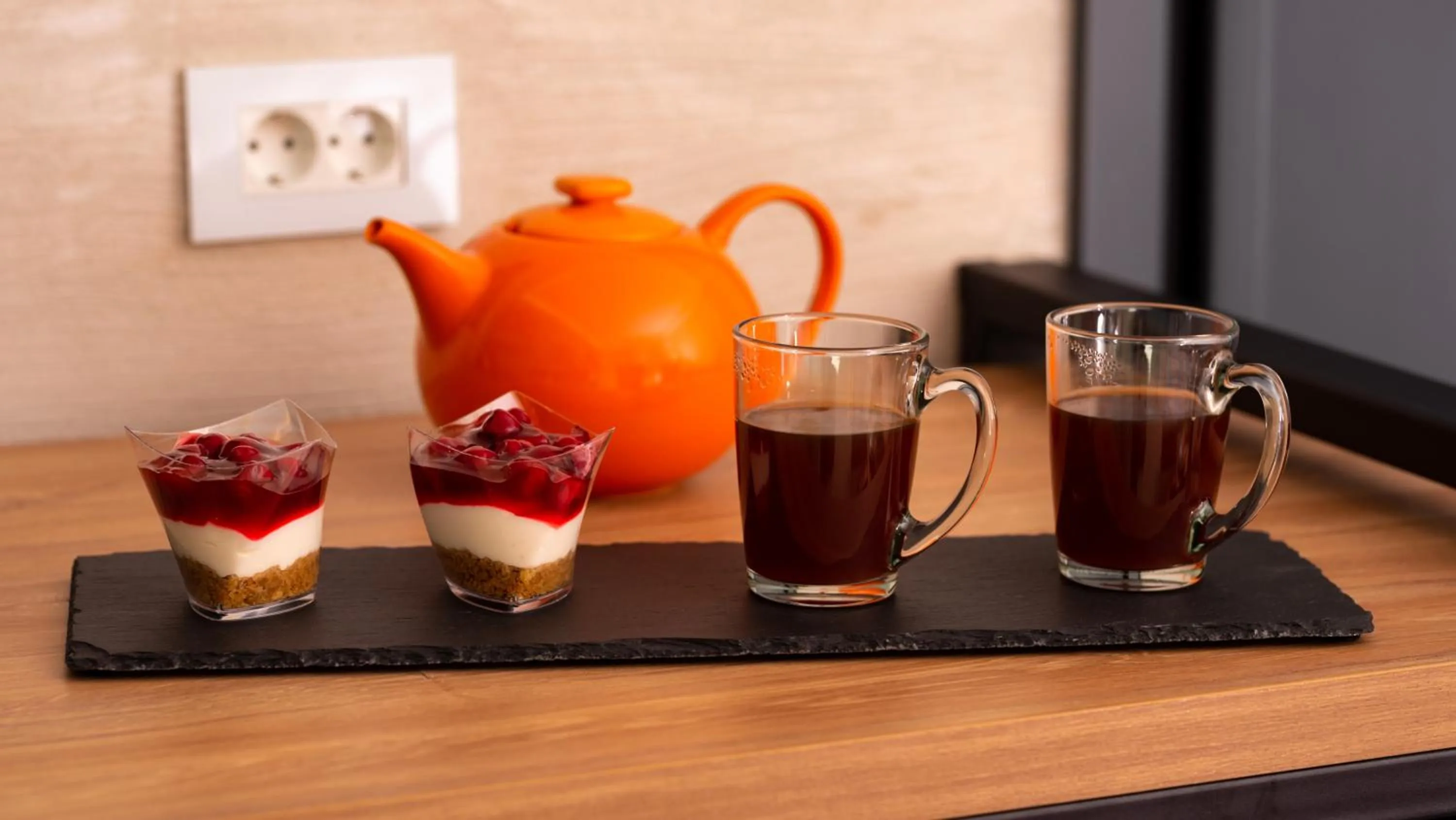 Coffee/tea facilities in Saint Sin Suites - Adults Only