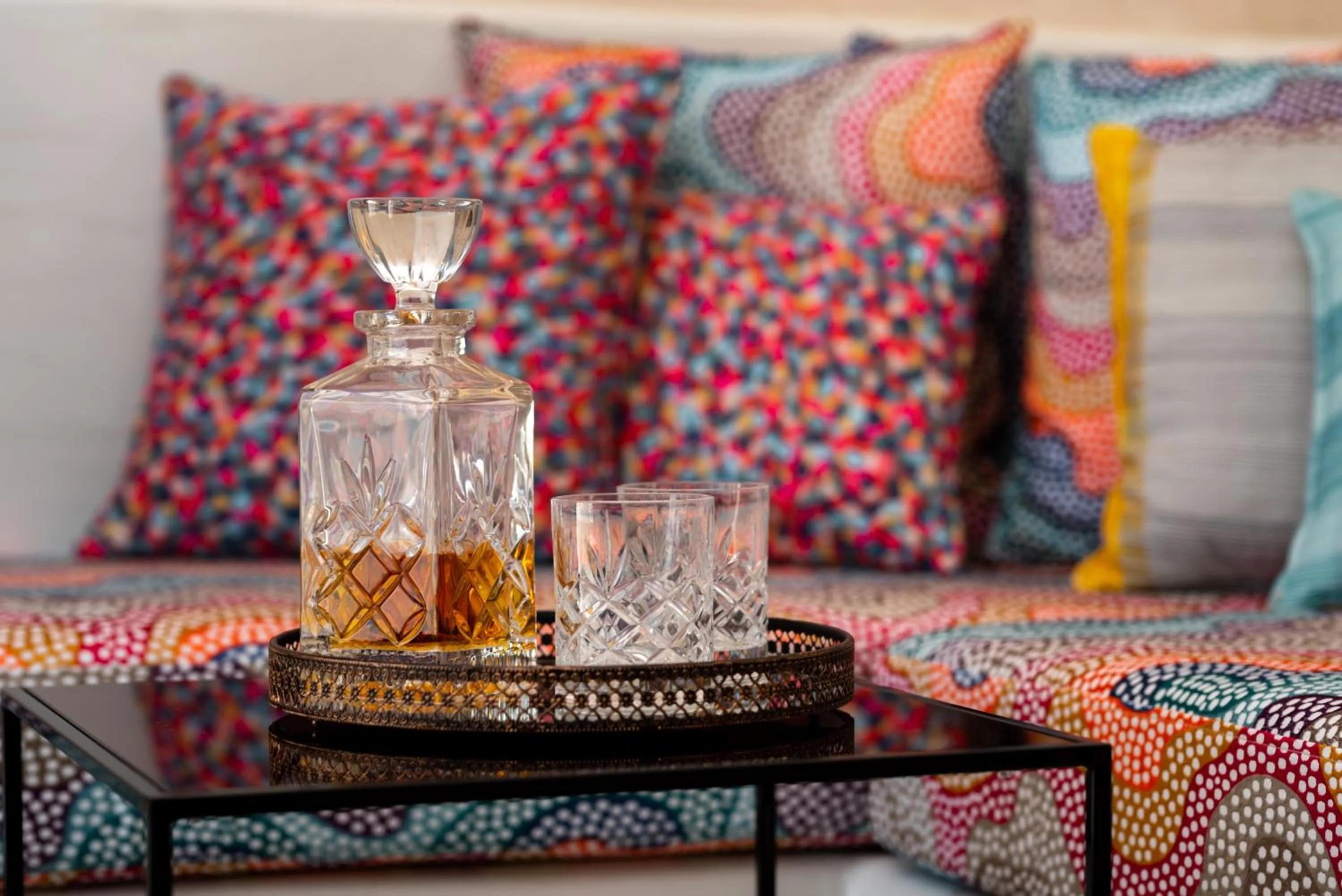 Alcoholic drinks, Bed in Saint Sin Suites - Adults Only