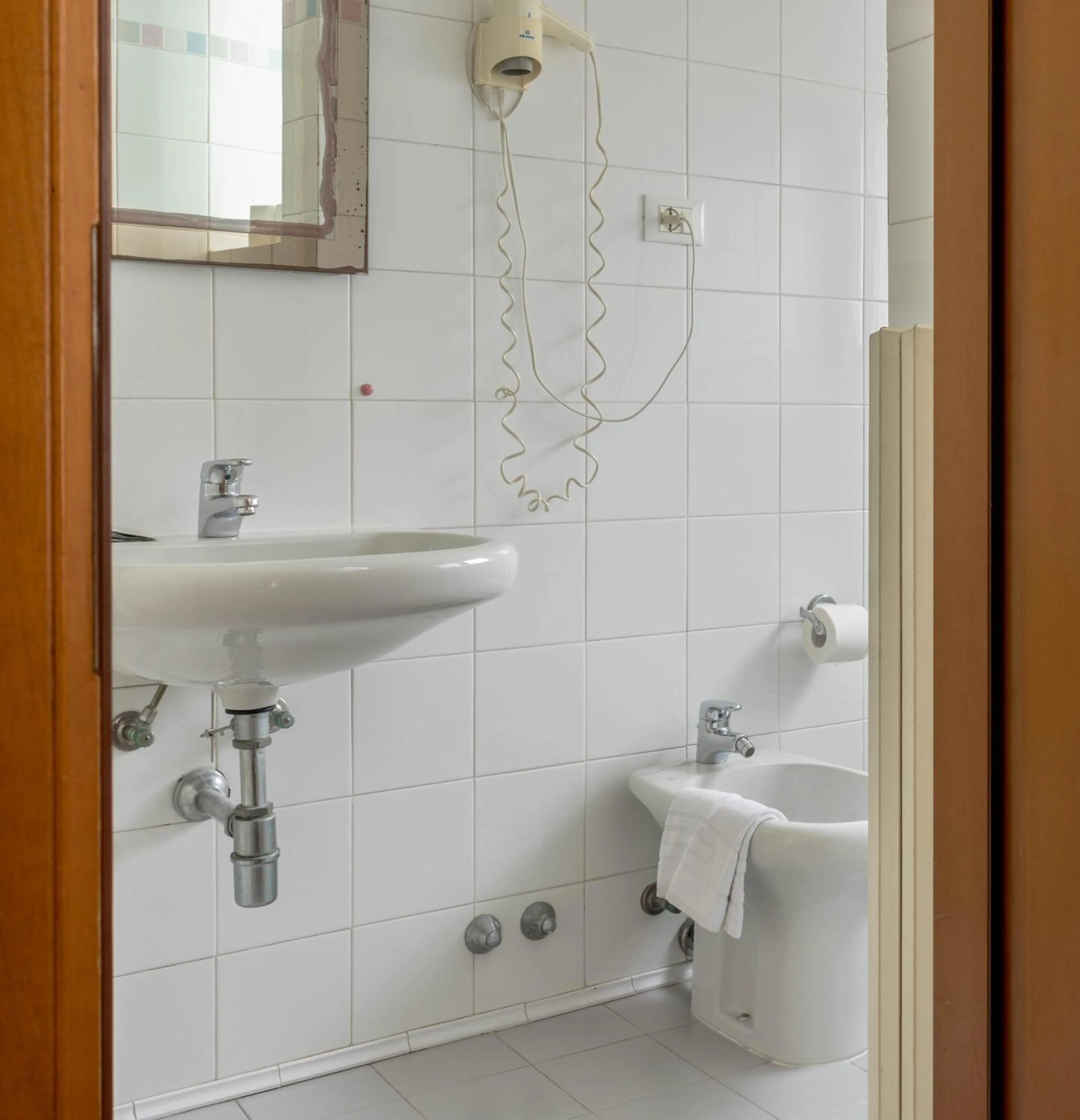 Bathroom in Hotel Monica