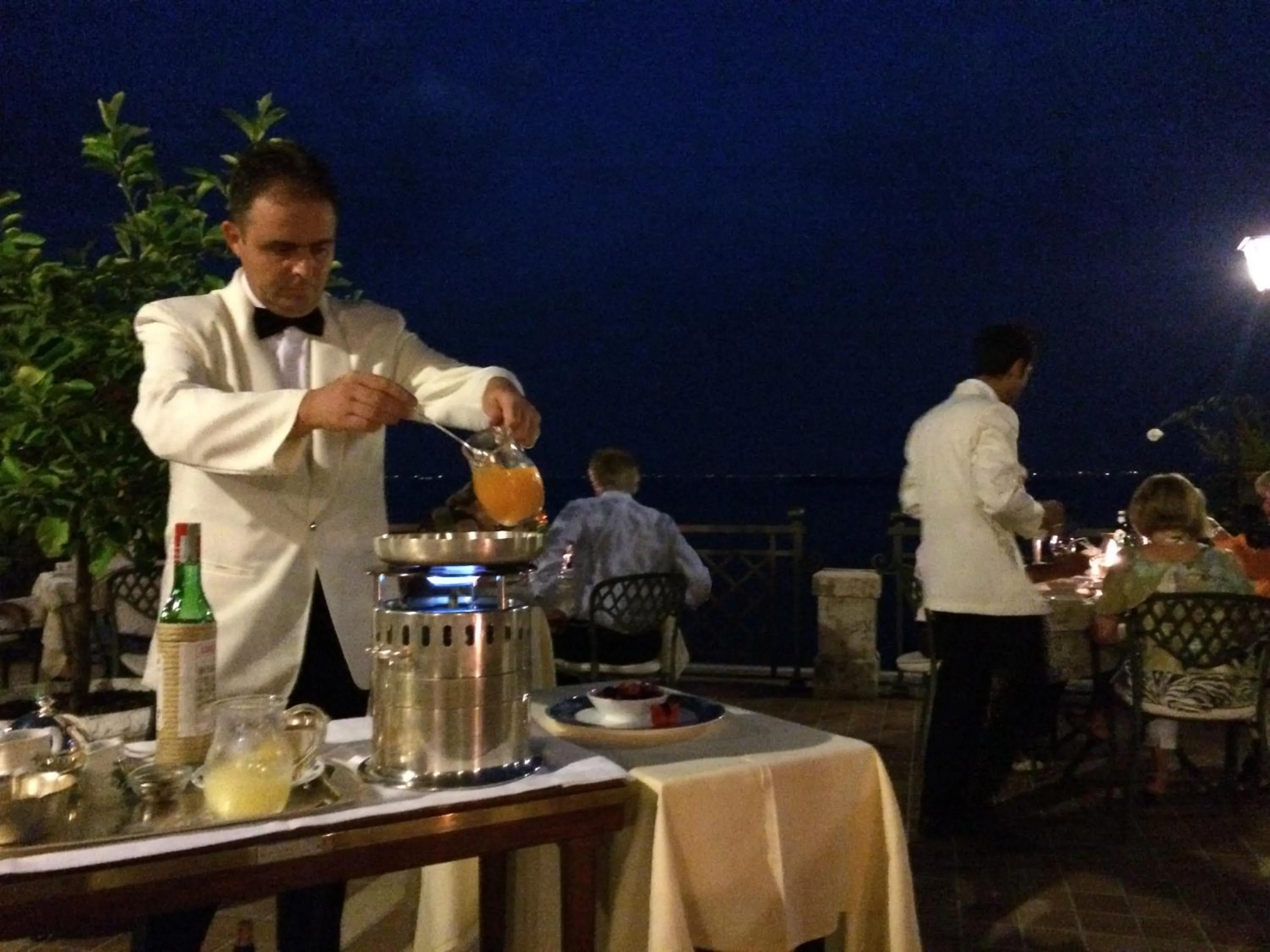 Staff in Hotel Villa Del Sogno