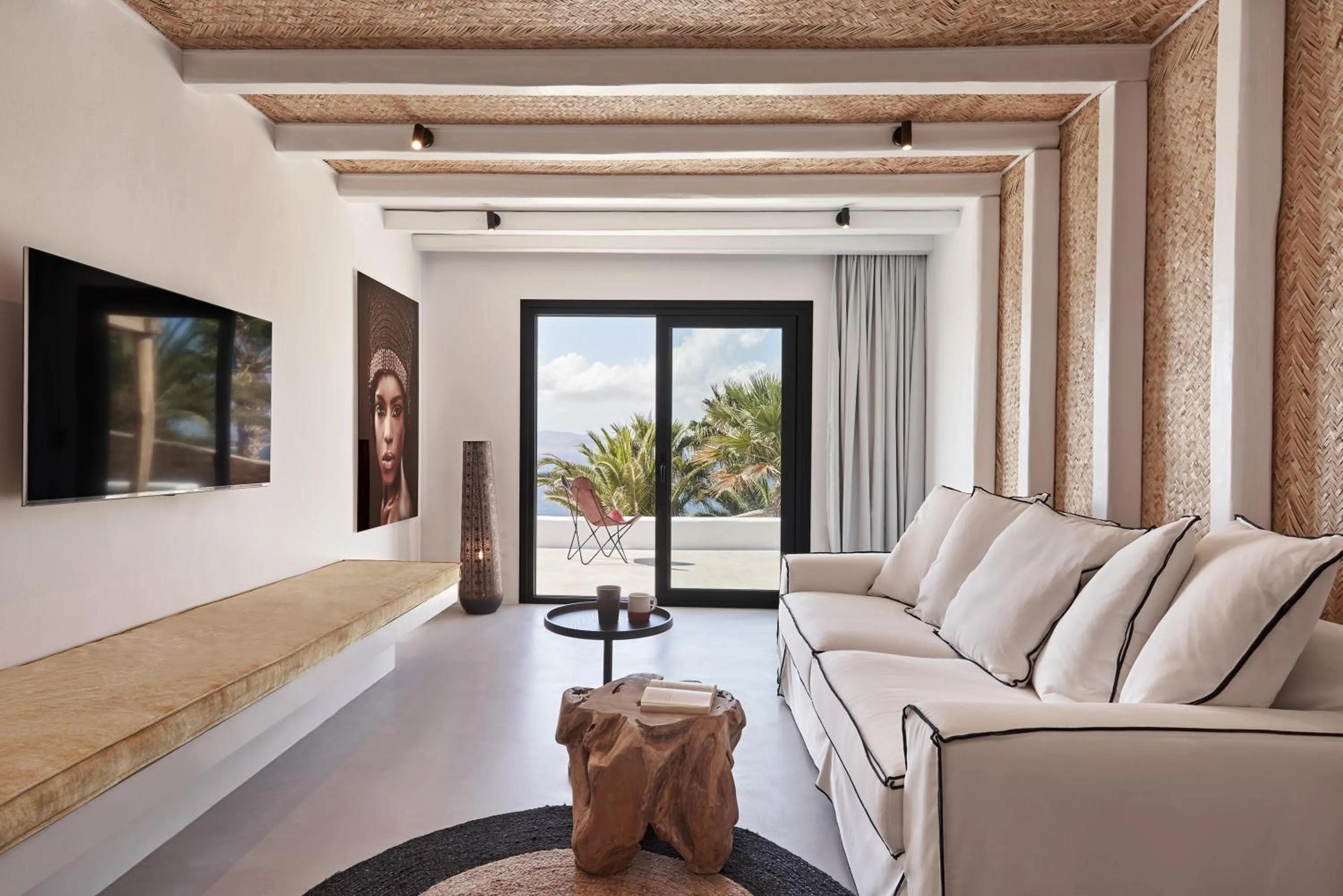 Living room in Hill Club Naxos