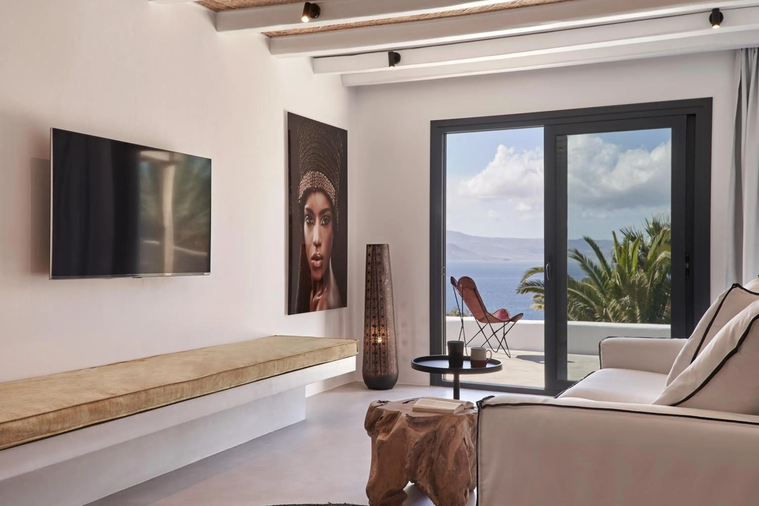 Bedroom in Hill Club Naxos