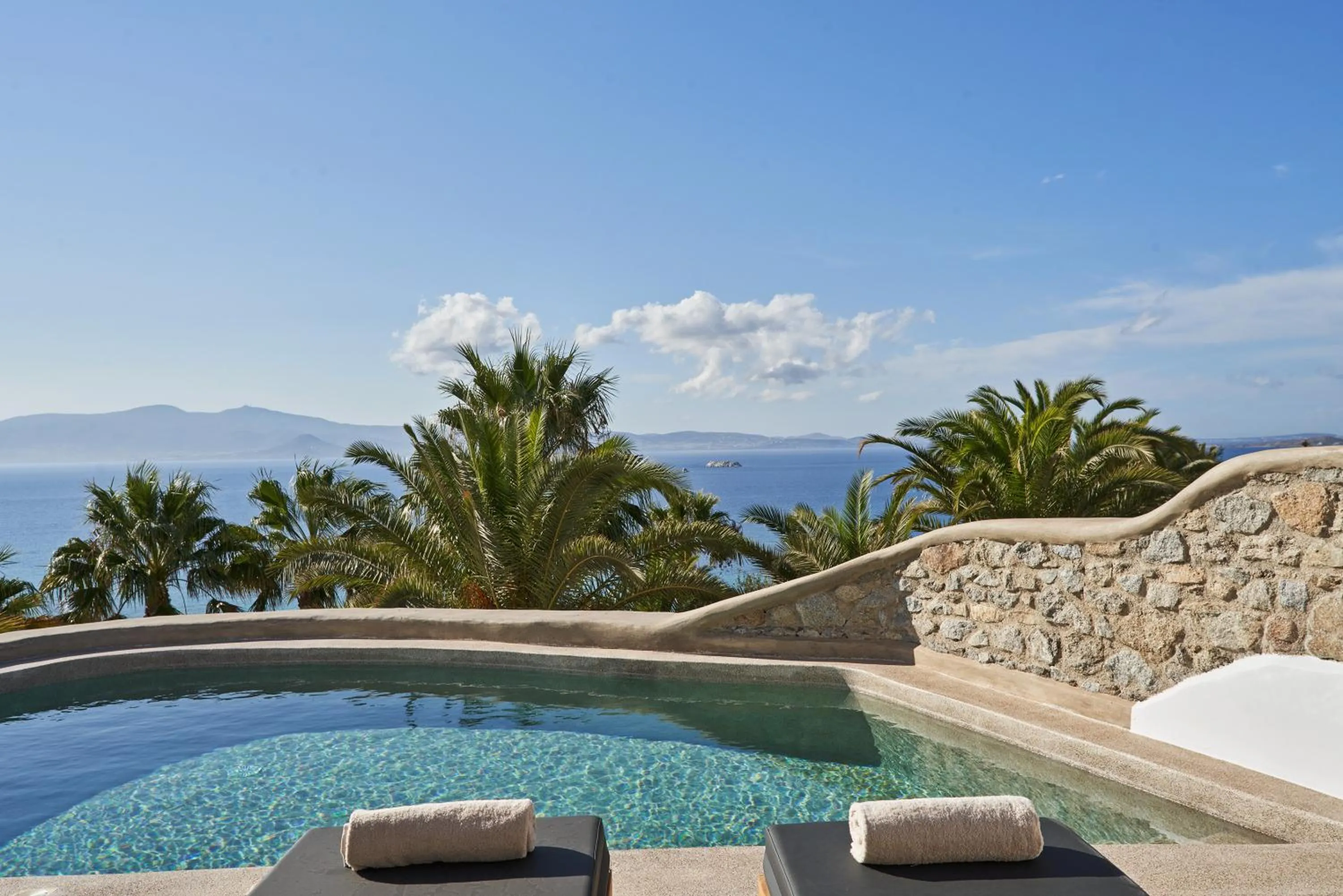 Swimming pool in Hill Club Naxos