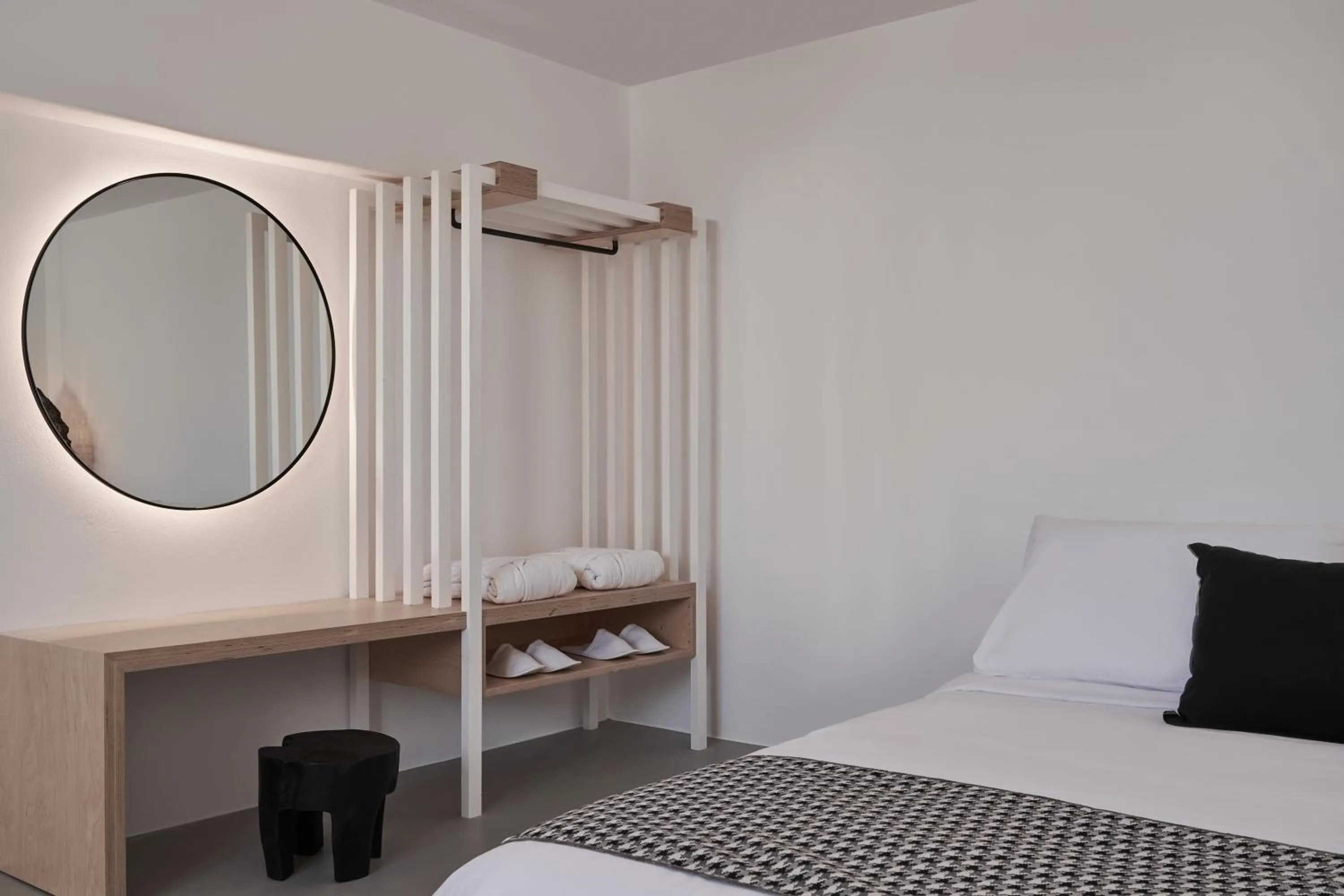 Bedroom, Bed in Hill Club Naxos