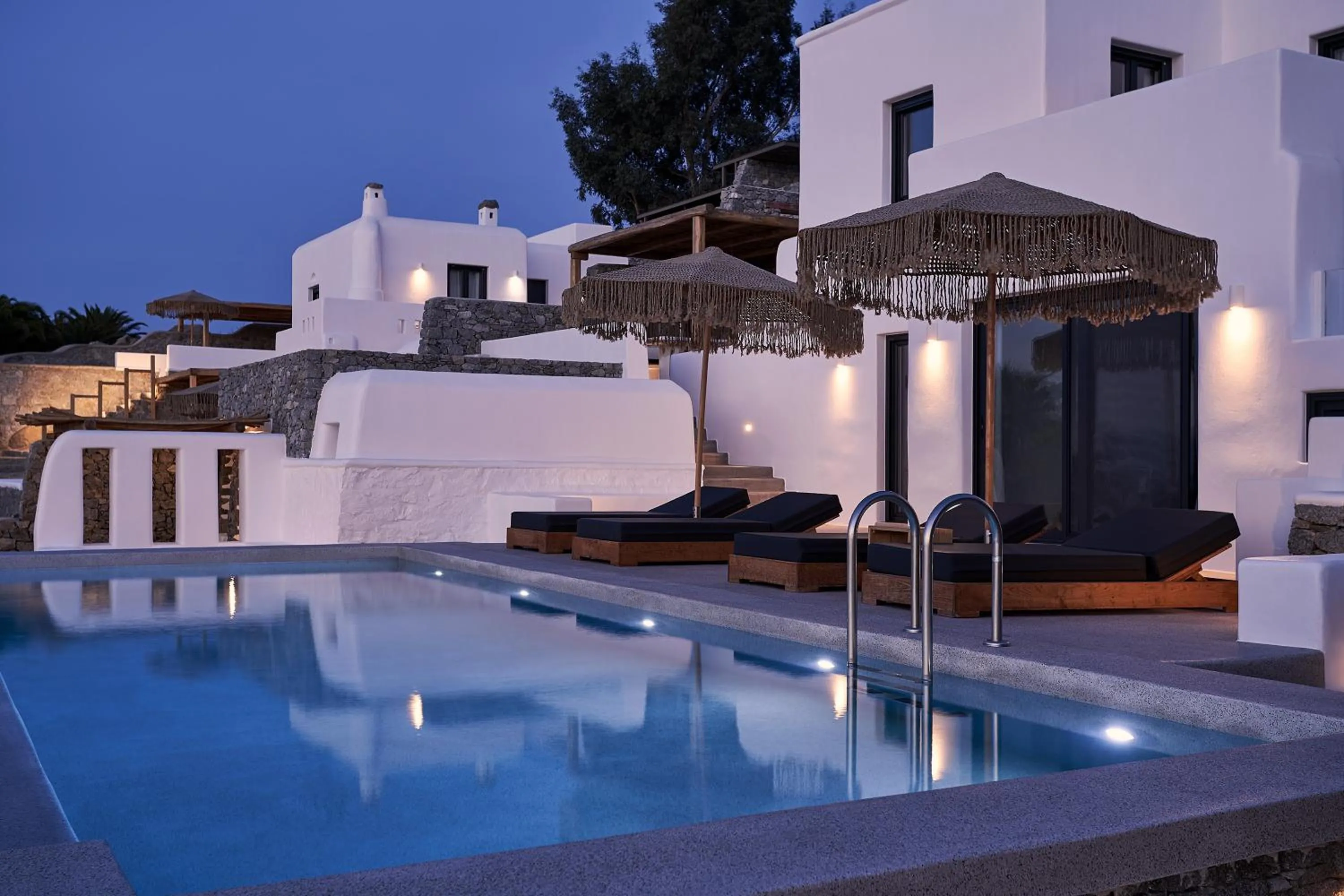 Swimming pool in Hill Club Naxos