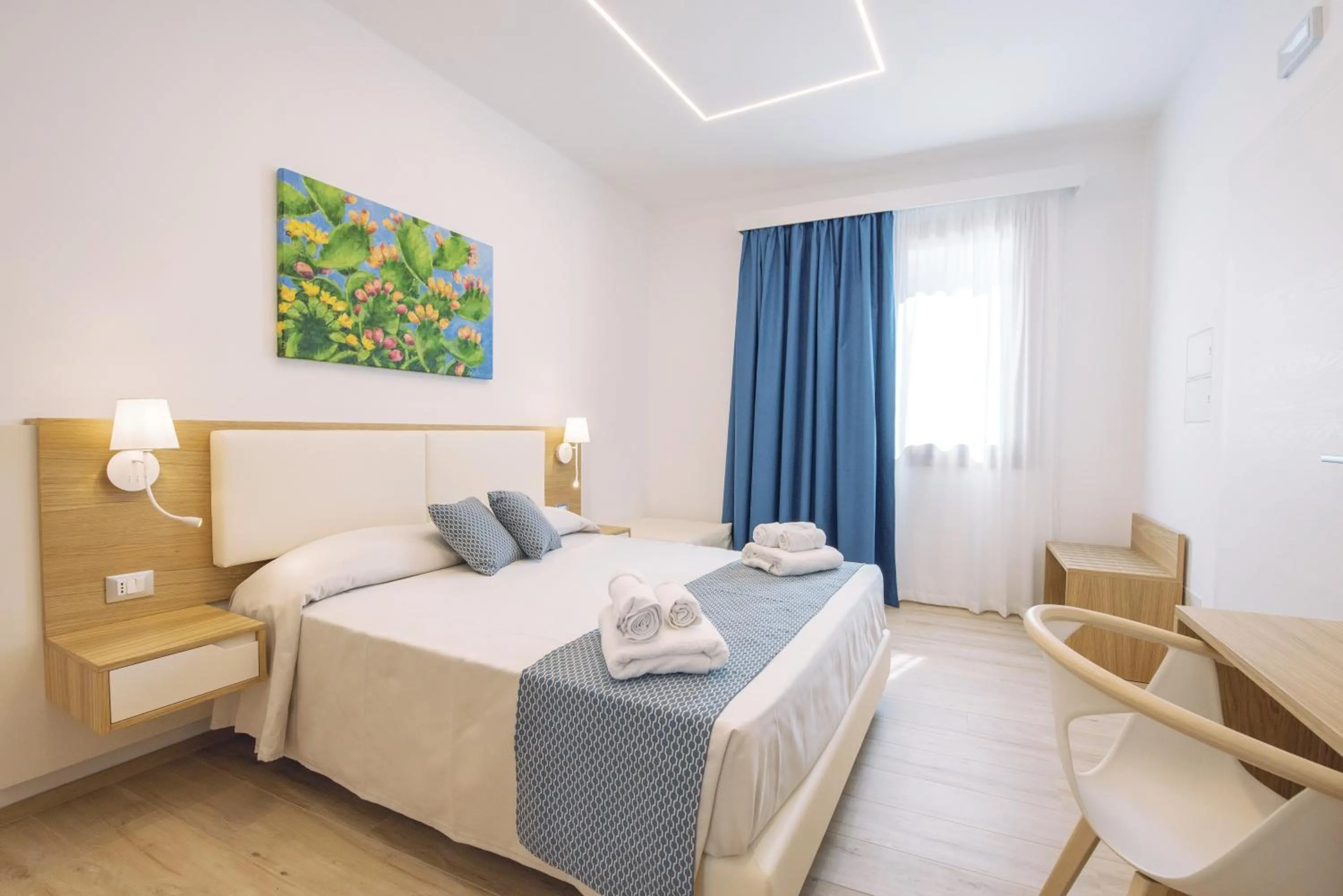 Photo of the whole room, Bed in I MORI HOTEL