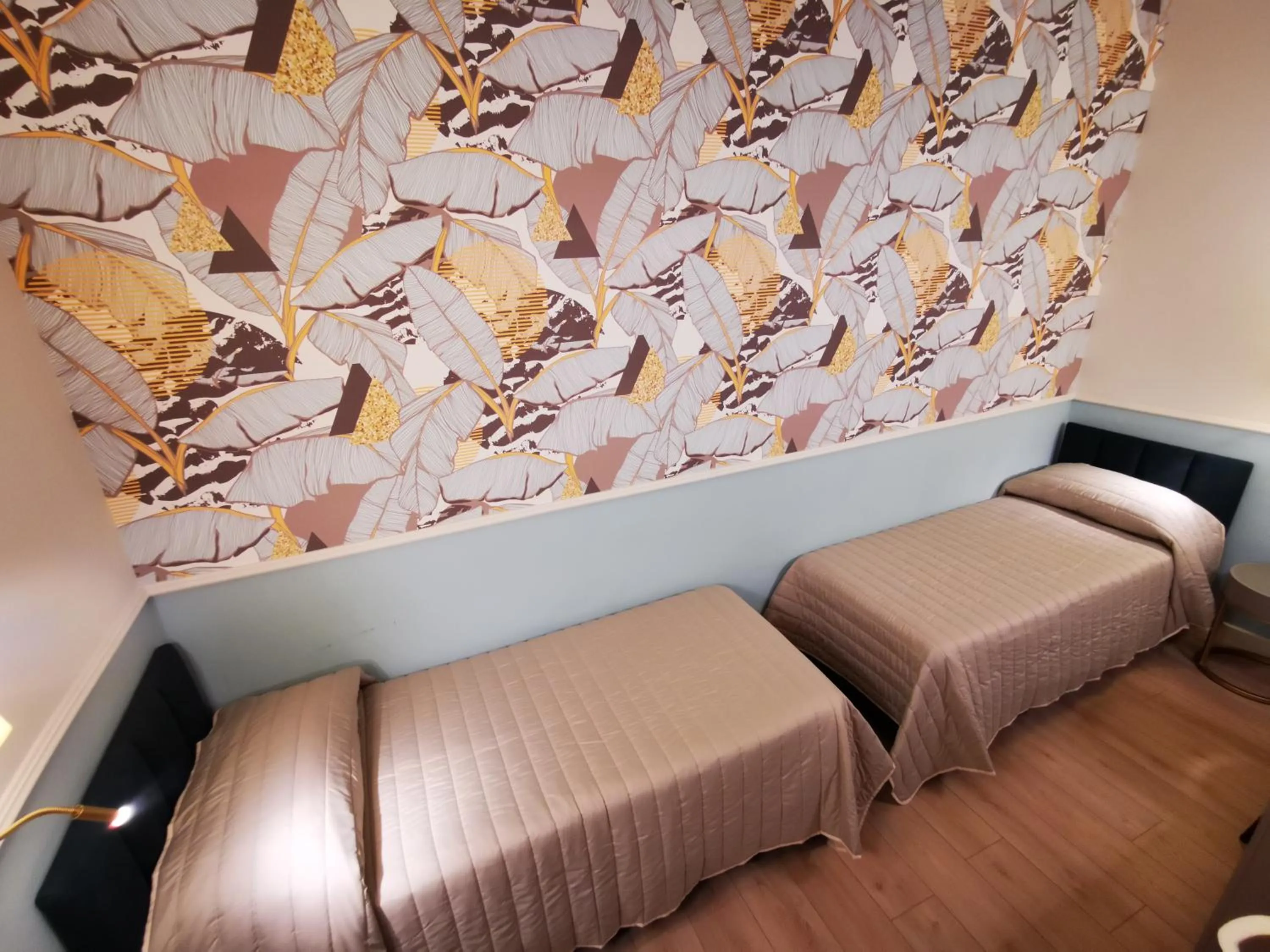 Bedroom, Bed in Hotel Balcony