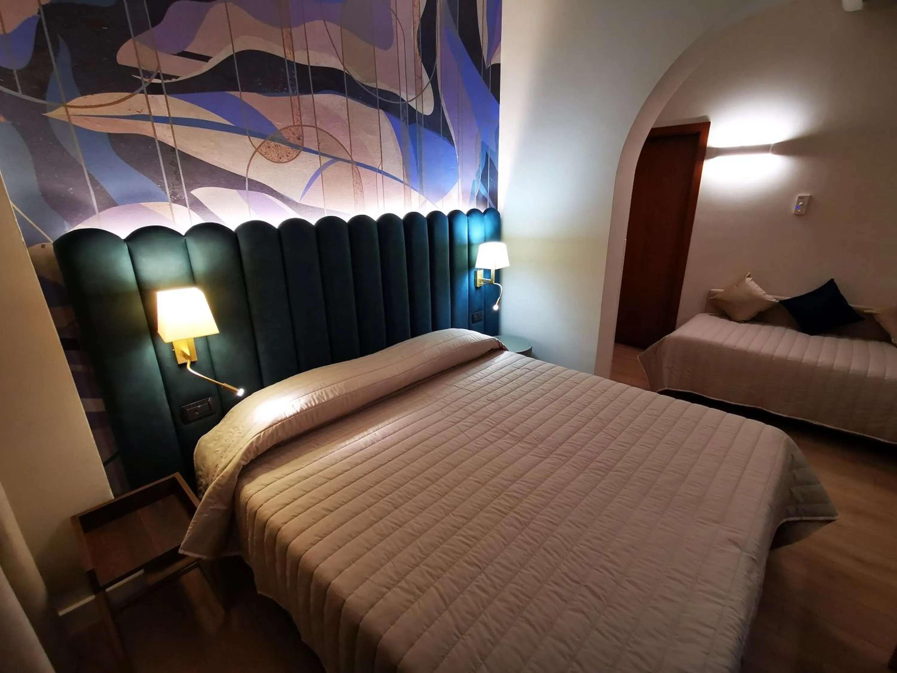 Bedroom, Bed in Hotel Balcony